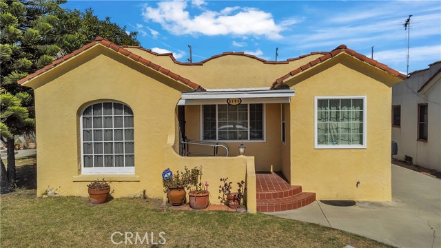 South Gate, California, 90280, United States, 4 Bedrooms Bedrooms, ,Residential,For Sale,1943165