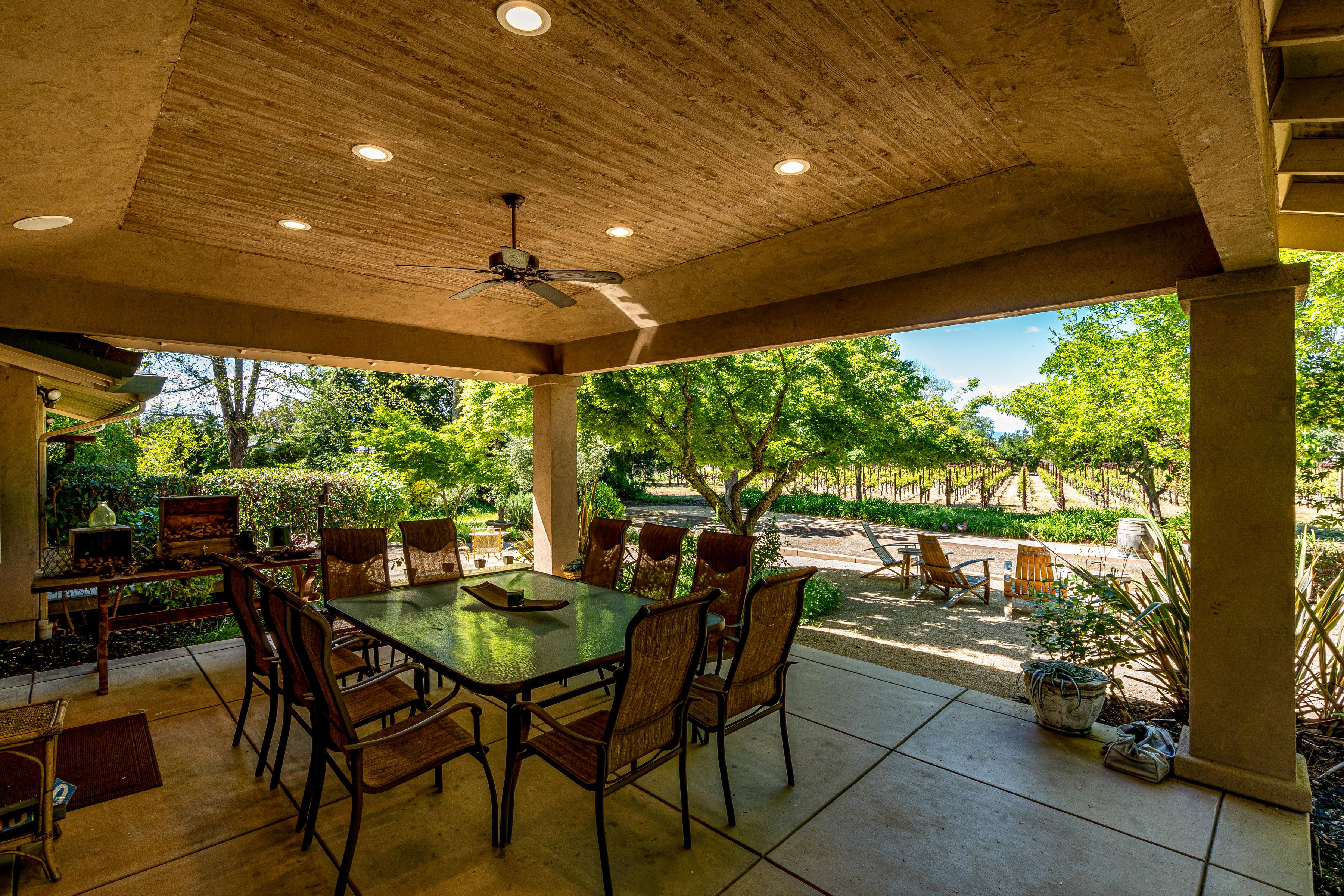  1040 Mount George Avenue - 物件實景