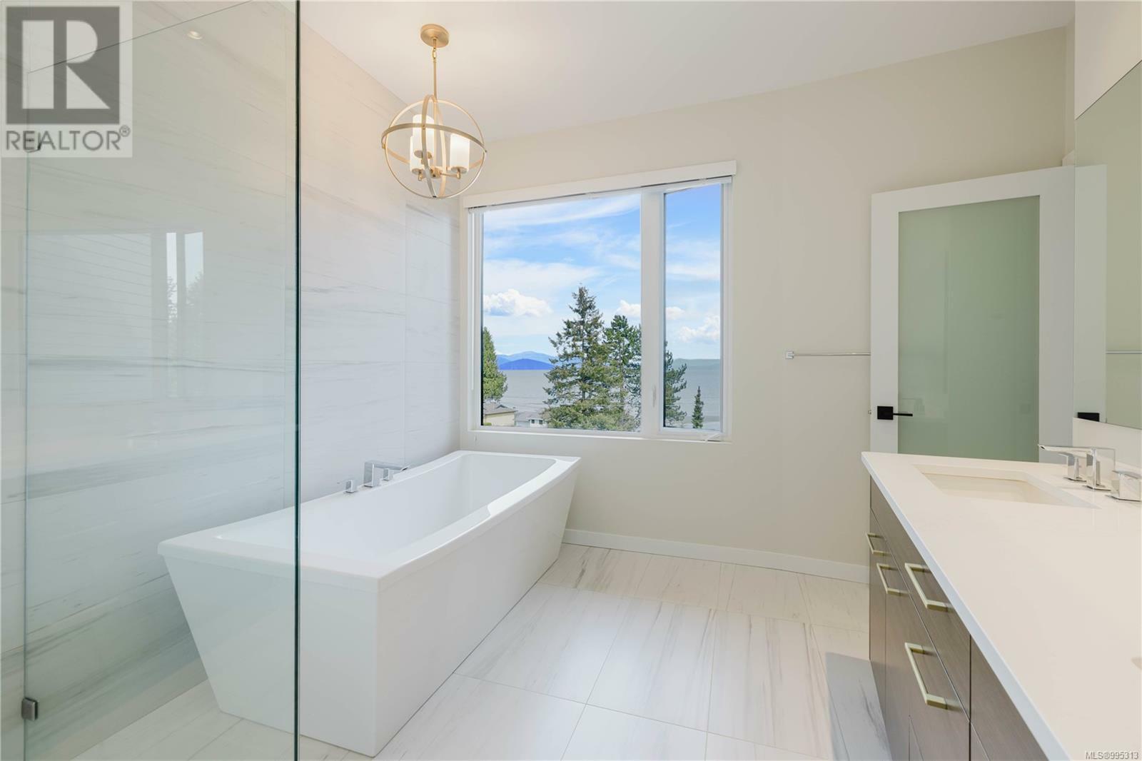 PARKSVILLE, British Columbia, V9P 1P3, CA, 2 Bedrooms Bedrooms, ,2 BathroomsBathrooms,Residential,For Sale,1875249