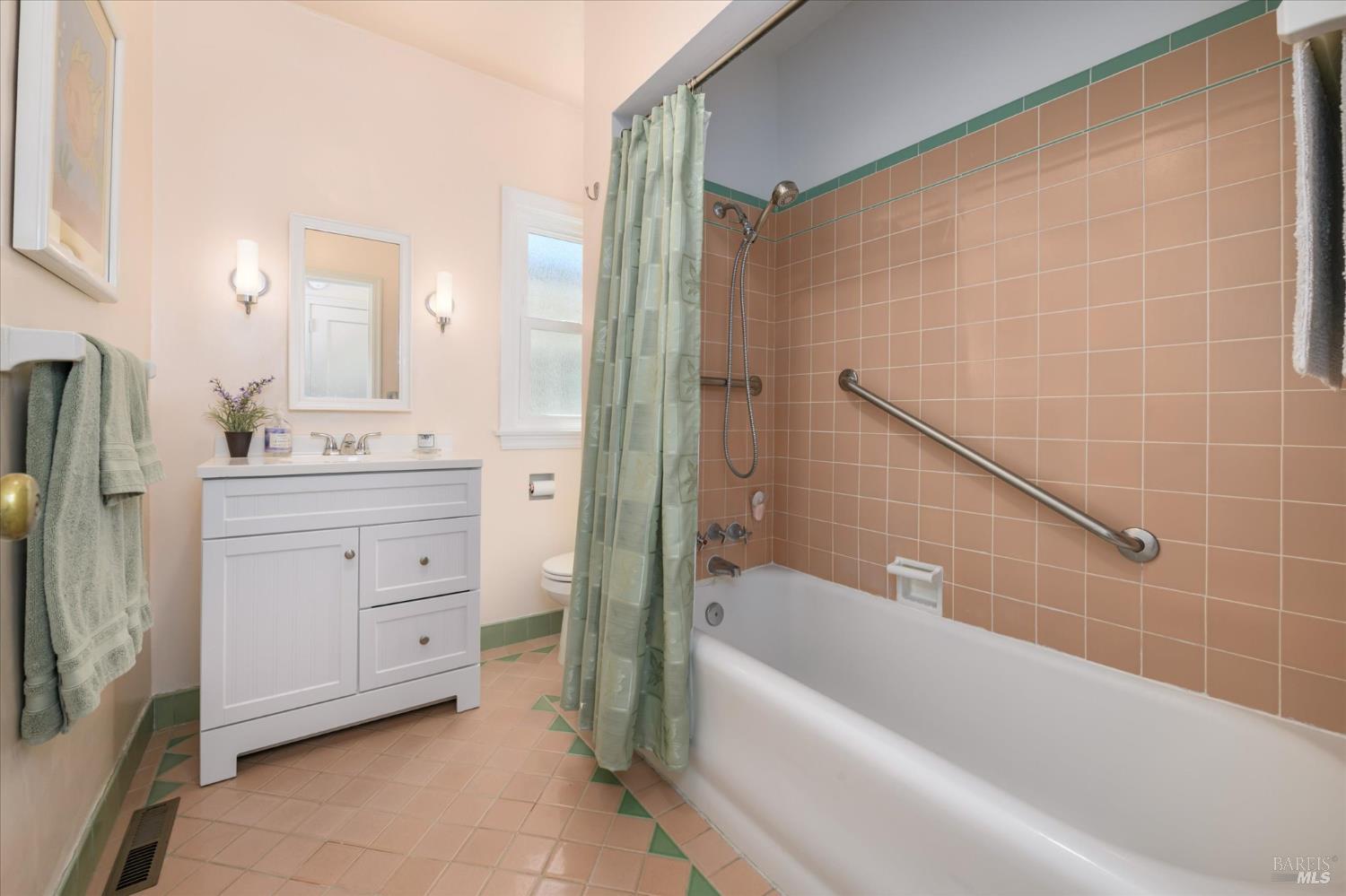 Fairfield, California, 94533, United States, 3 Bedrooms Bedrooms, ,3 BathroomsBathrooms,Residential,For Sale,1932369