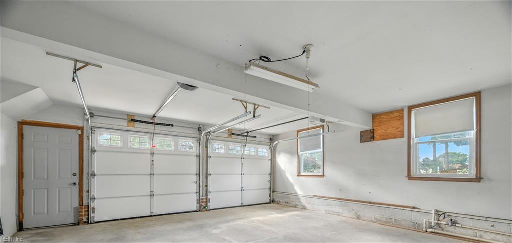 Virginia Beach Va, Virginia, 23454, United States, 4 Bedrooms Bedrooms, ,3 BathroomsBathrooms,Residential,For Sale,1919664