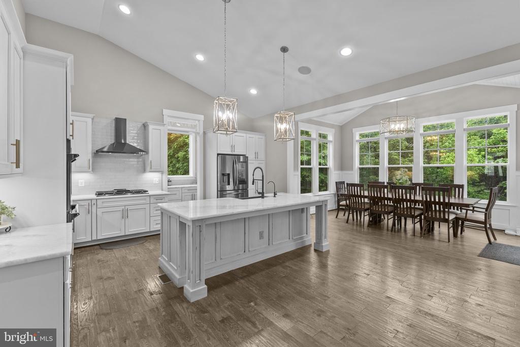 Warrenton, Virginia, 20187, United States, 4 Bedrooms Bedrooms, ,4 BathroomsBathrooms,Residential,For Sale,2048905