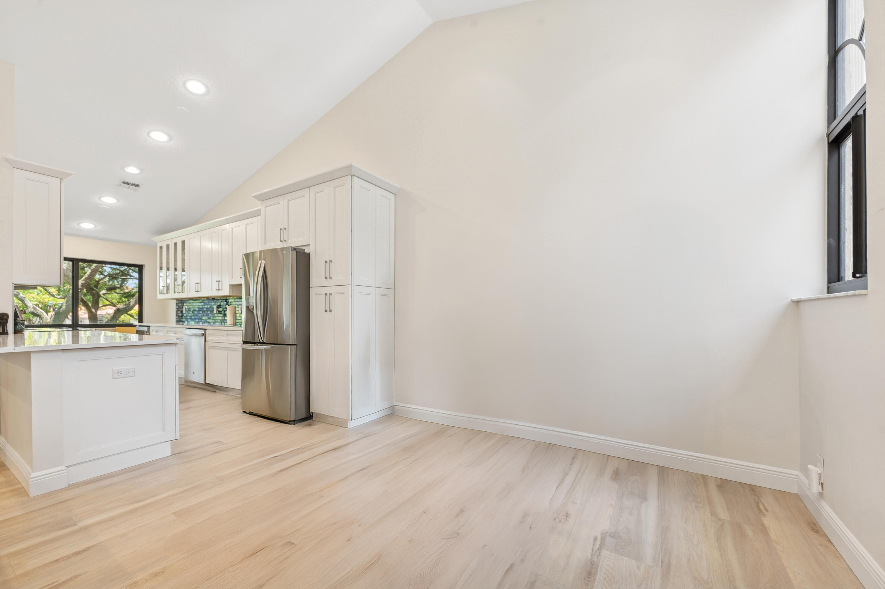 Boca Raton, Florida, 33487, United States, 3 Bedrooms Bedrooms, ,2 BathroomsBathrooms,Residential,For Sale,1838121