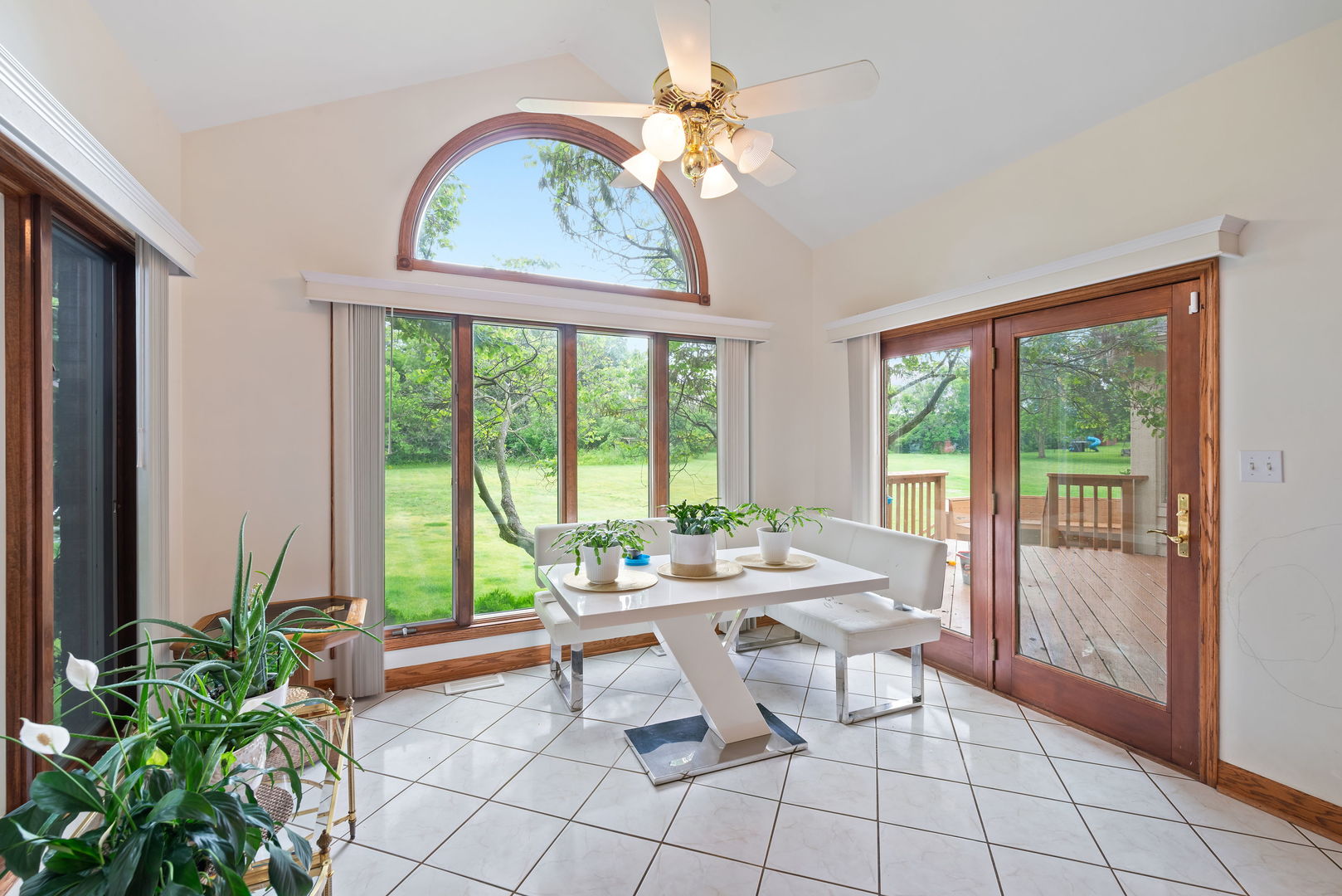 Homer Glen, Illinois, 60491, United States, 4 Bedrooms Bedrooms, ,3 BathroomsBathrooms,Residential,For Sale,1867441