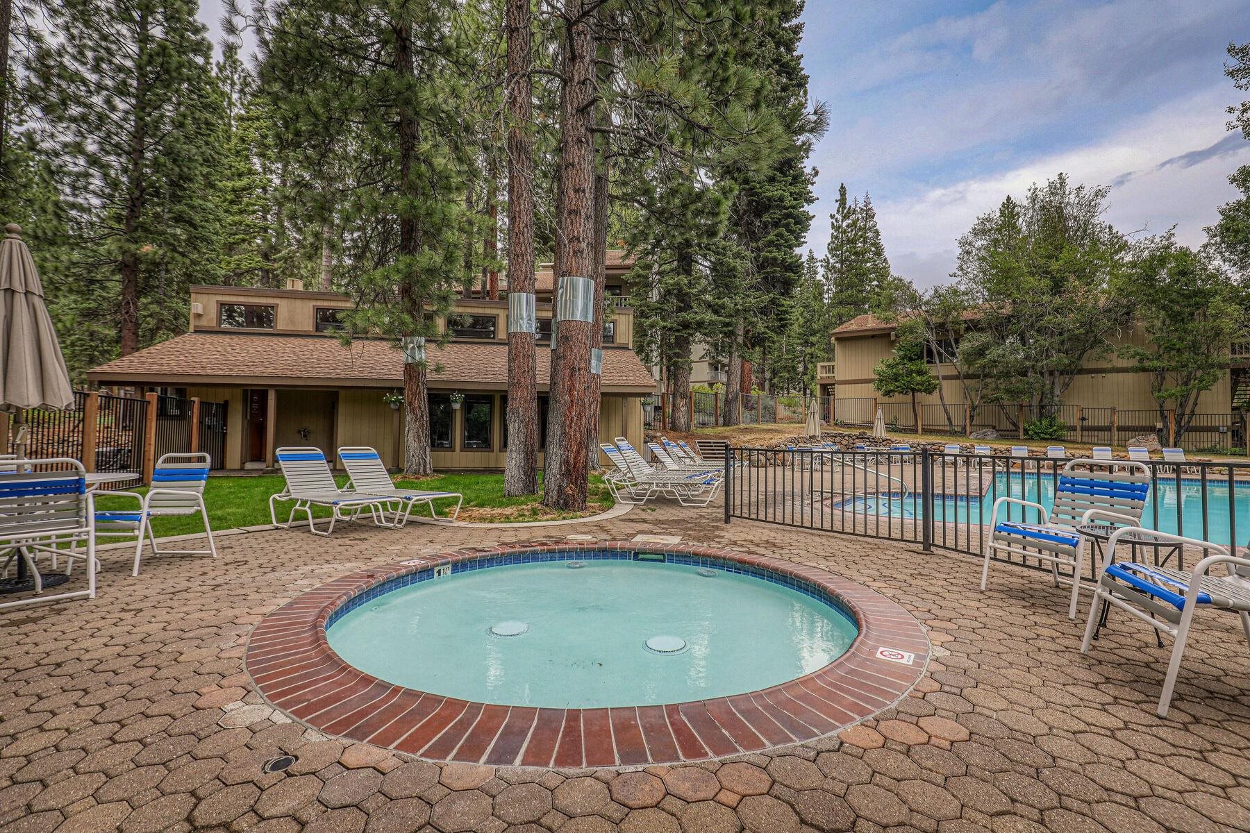 Kings Beach, California, 96161, United States, 1 Bedroom Bedrooms, ,1 BathroomBathrooms,Residential,For Sale,1865175