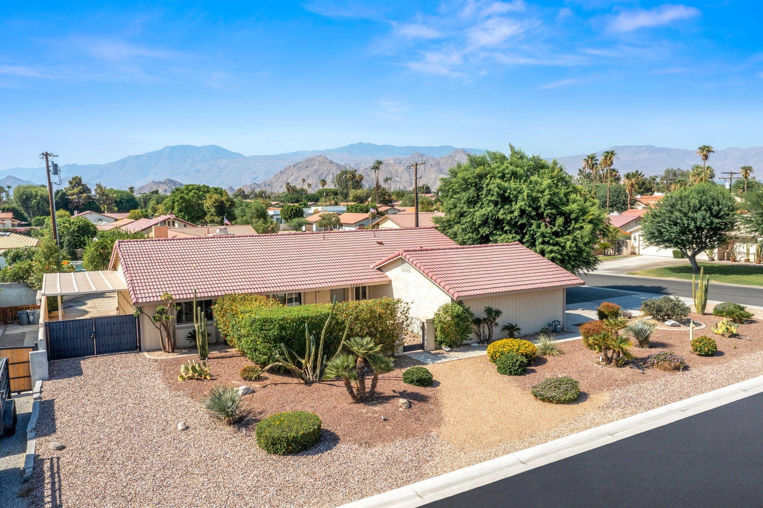 Indio, California, 92203, United States, 3 Bedrooms Bedrooms, ,2 BathroomsBathrooms,Residential,For Sale,1973711