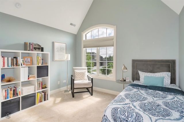 Mokena, Illinois, 60448, United States, 4 Bedrooms Bedrooms, ,3 BathroomsBathrooms,Residential,For Sale,1864687