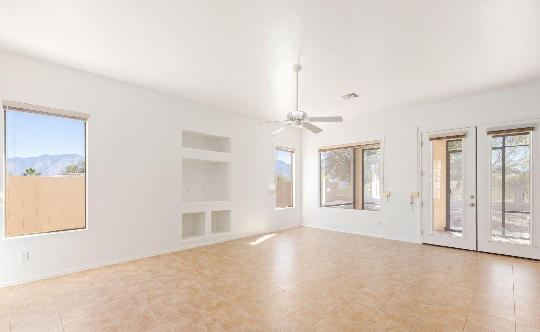  33 W Golden Spur Place, Tucson, AZ 85755 - 物件實景