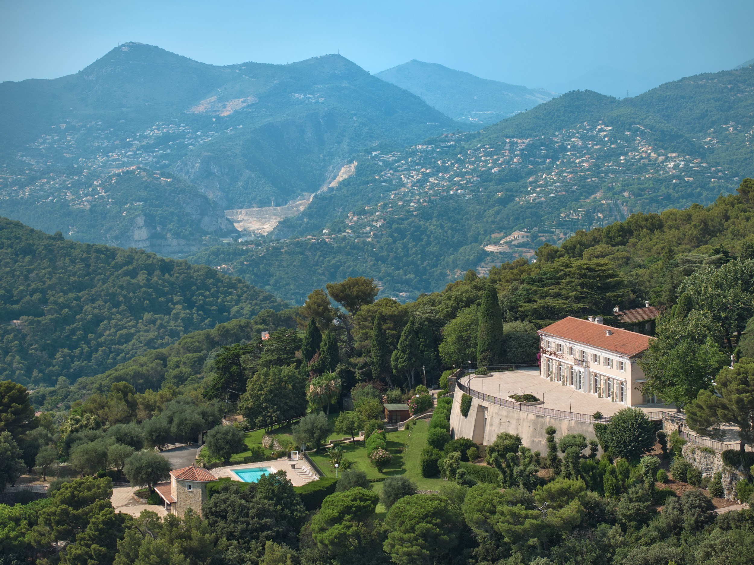  Luxury Estate with Breathtaking Views for Sale in Villefranche-sur-Mer - 物件實景