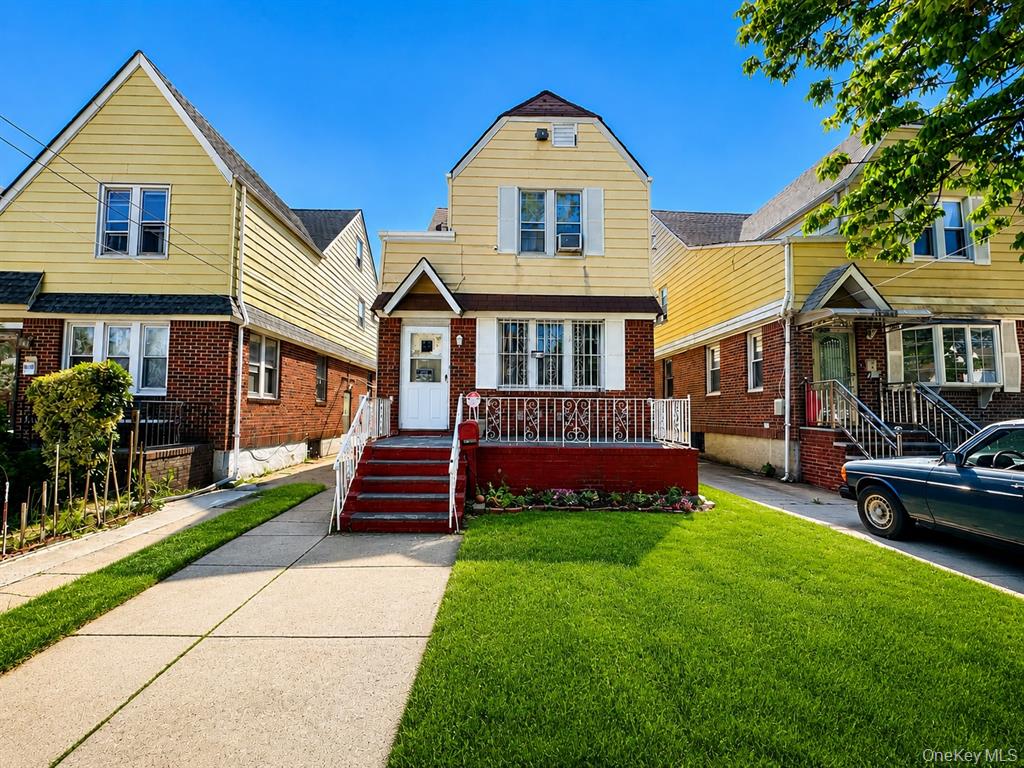 210th St, Queens Village, NY 11427
