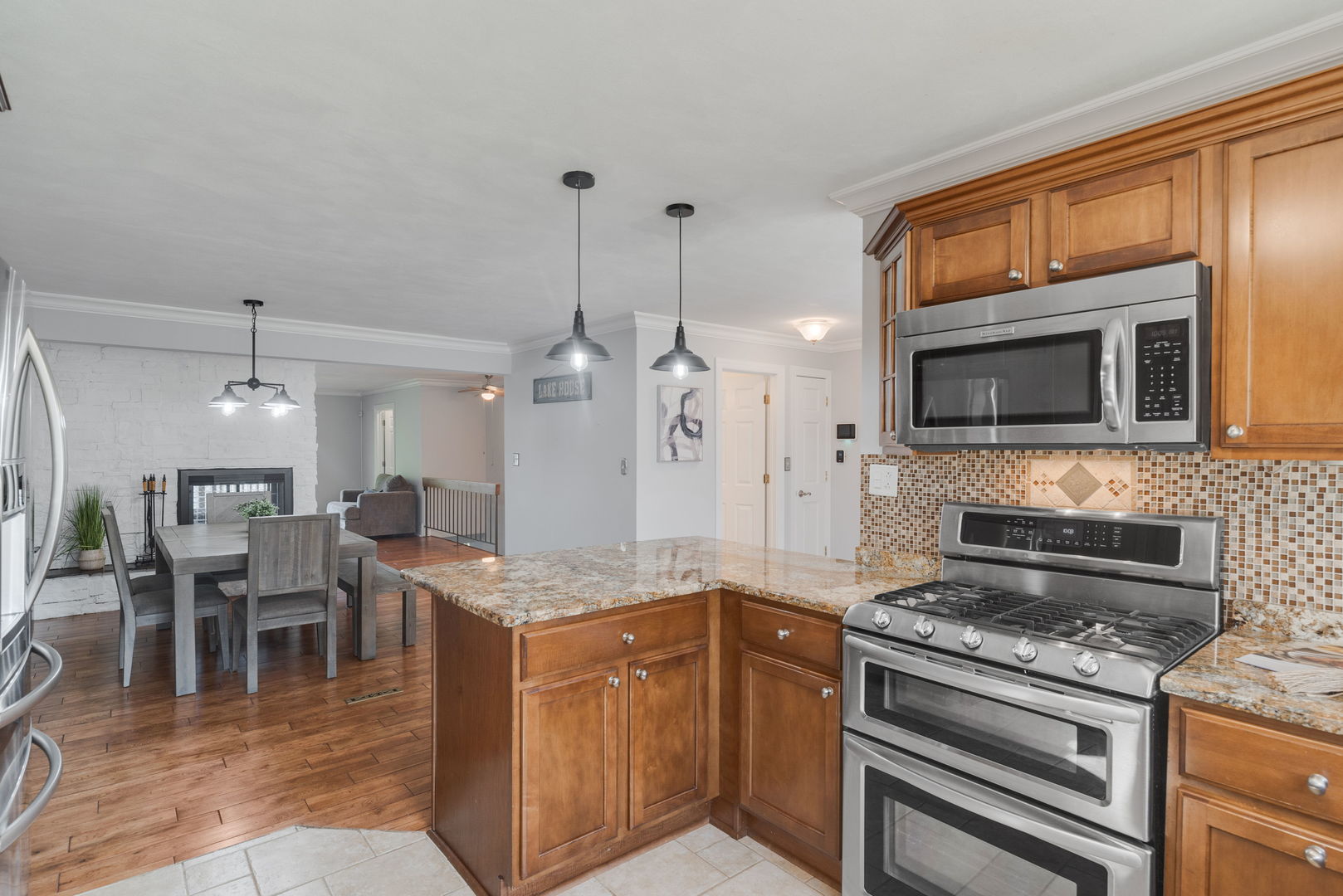 Antioch, Illinois, 60002, United States, 4 Bedrooms Bedrooms, ,4 BathroomsBathrooms,Residential,For Sale,1959229