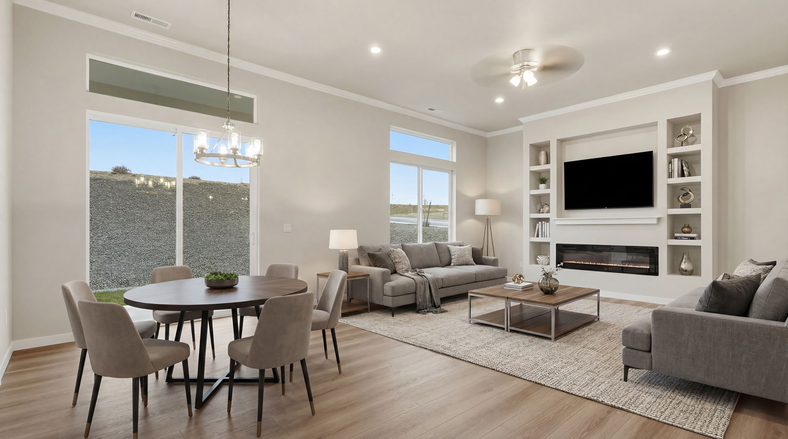  Open and Light Filled Floorplan - 物件實景
