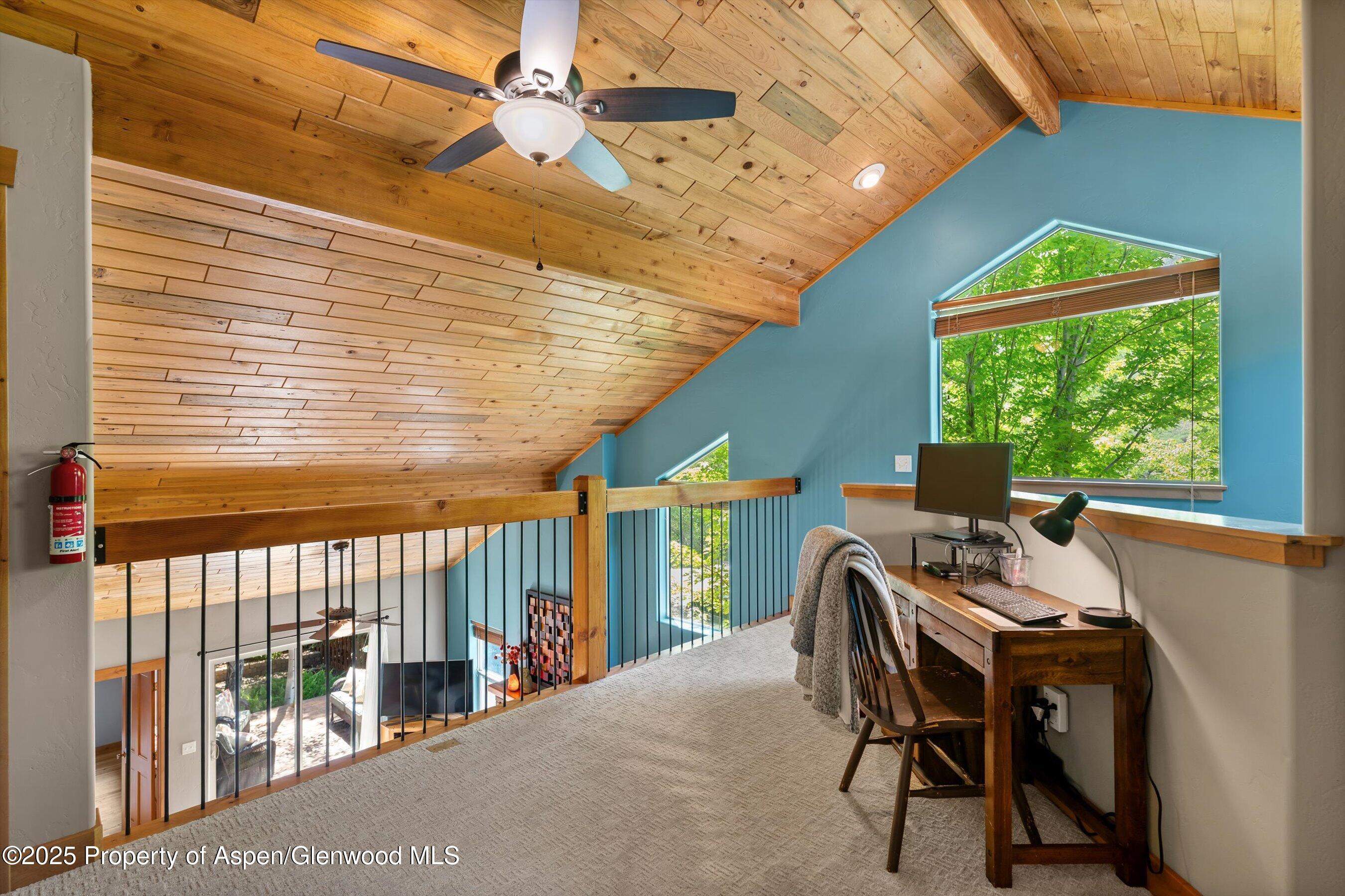 Glenwood Springs, Colorado, 81601, United States, 3 Bedrooms Bedrooms, ,3 BathroomsBathrooms,Residential,For Sale,1874511