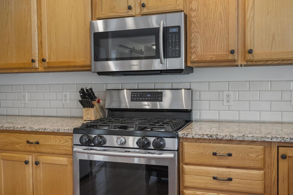 Petoskey, Michigan, 49770, United States, 4 Bedrooms Bedrooms, ,3 BathroomsBathrooms,Residential,For Sale,1932597