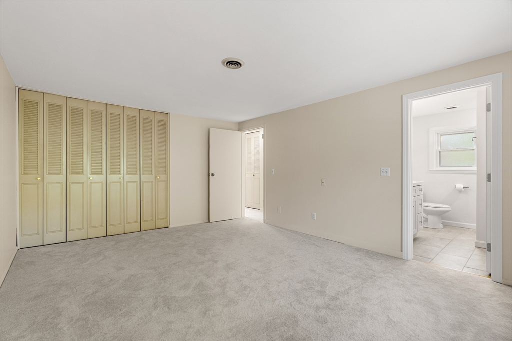 Salem, Massachusetts, 01970, United States, 3 Bedrooms Bedrooms, ,3 BathroomsBathrooms,Residential,For Sale,1913540