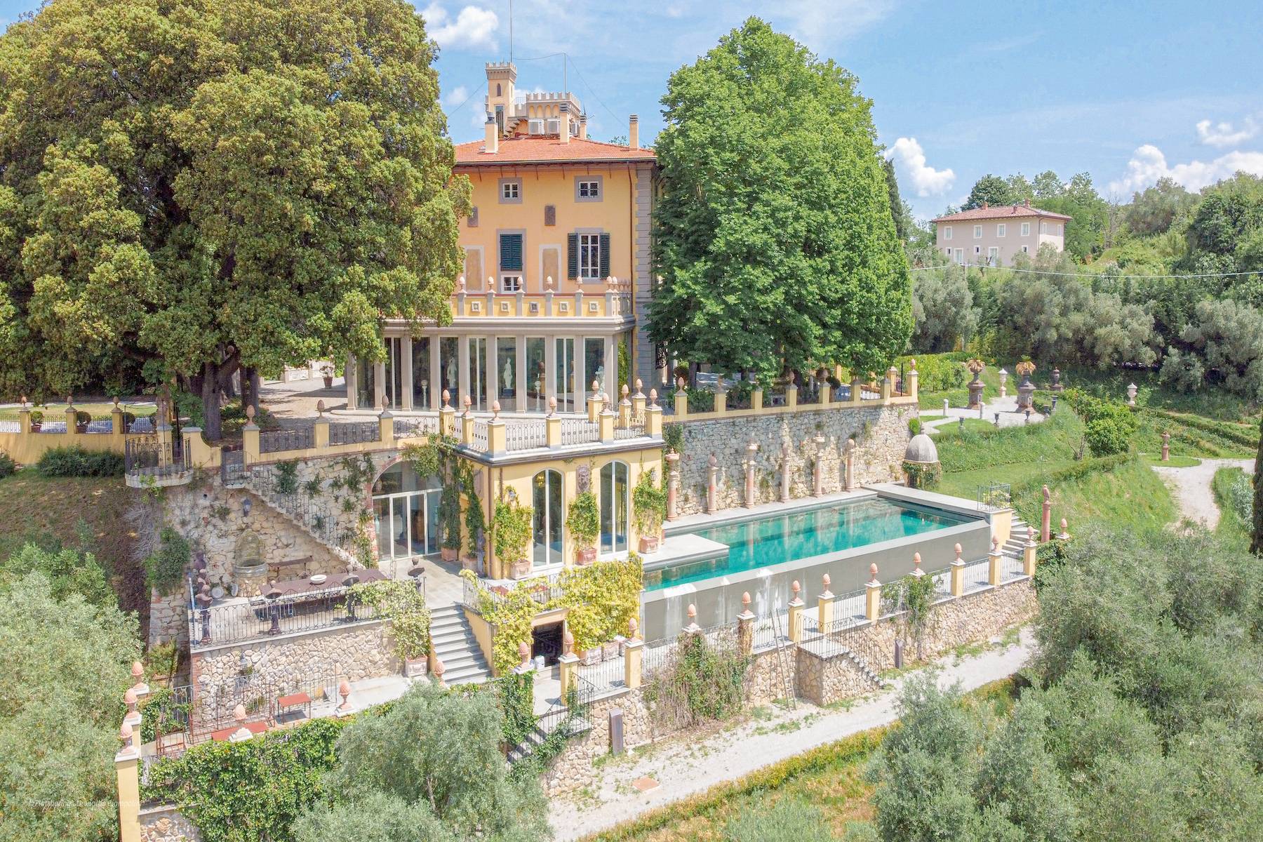 Charming Villa in the Tuscan countryside 