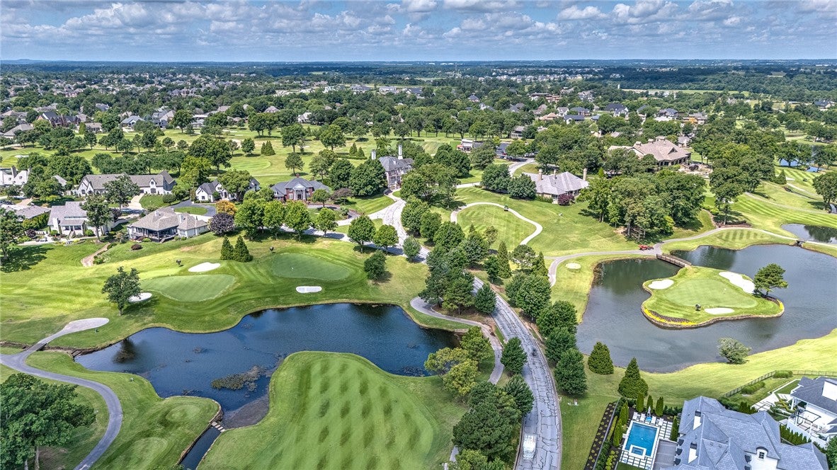 Rogers, Arkansas, 72758, United States, 5 Bedrooms Bedrooms, ,9 BathroomsBathrooms,Residential,For Sale,2003084