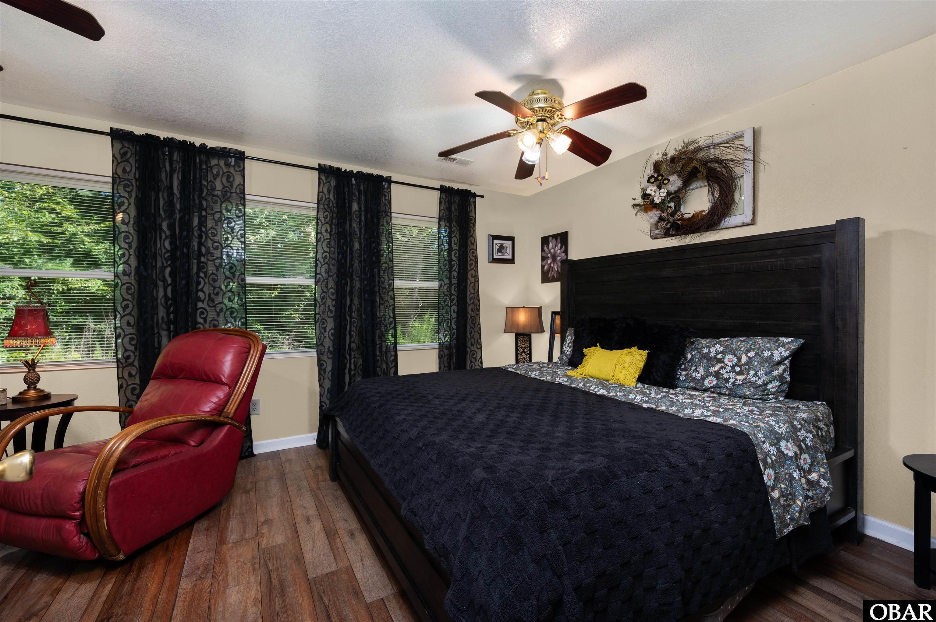 Kitty Hawk, North Carolina, 27949, United States, 4 Bedrooms Bedrooms, ,4 BathroomsBathrooms,Residential,For Sale,1973752