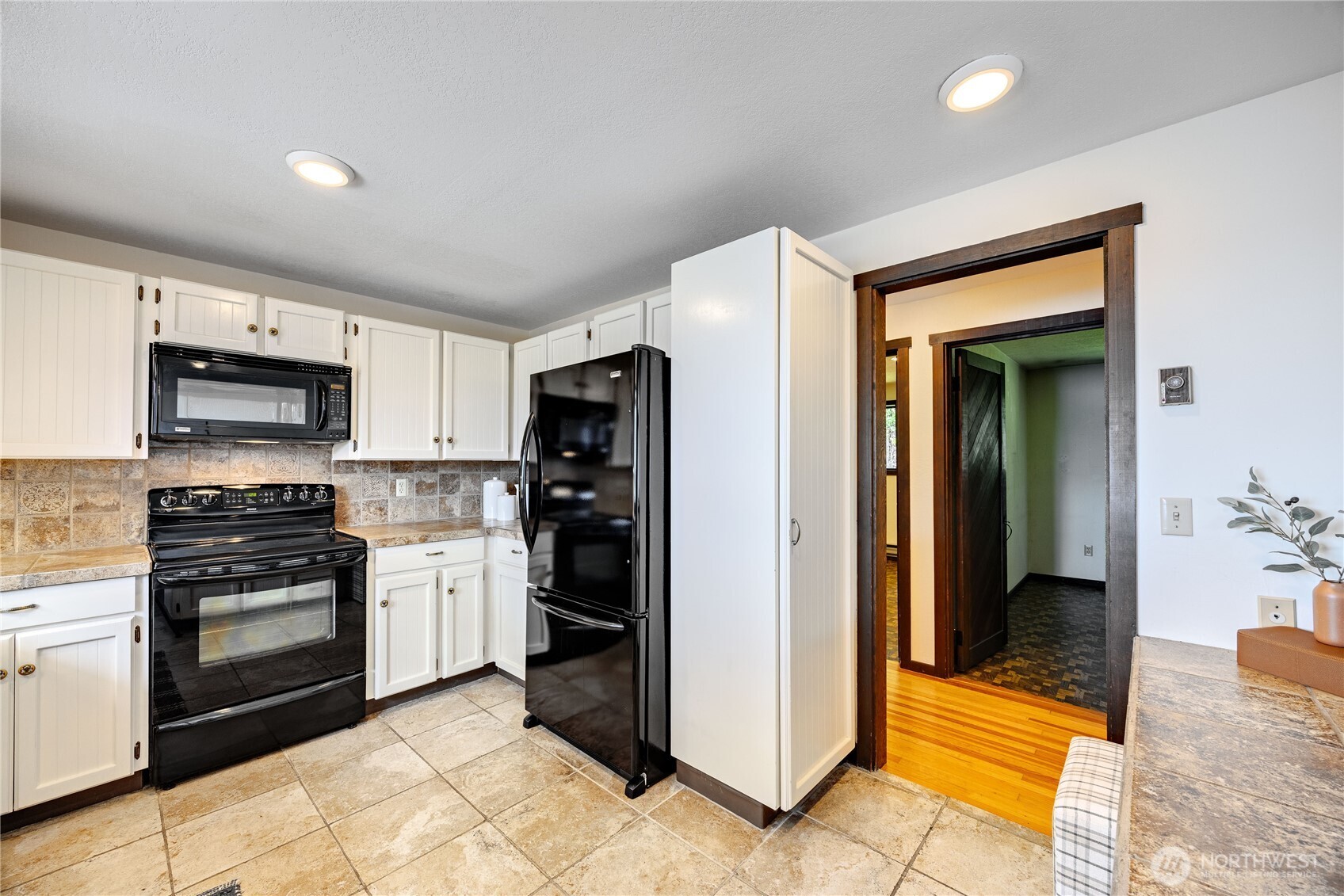 Port Townsend, Washington, 98368, United States, 3 Bedrooms Bedrooms, ,1 BathroomBathrooms,Residential,For Sale,1939174