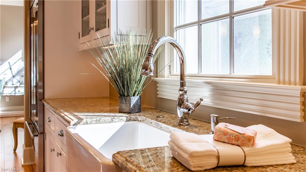 Naples, Florida, 34102, United States, 5 Bedrooms Bedrooms, ,7 BathroomsBathrooms,Residential,For Sale,2003077