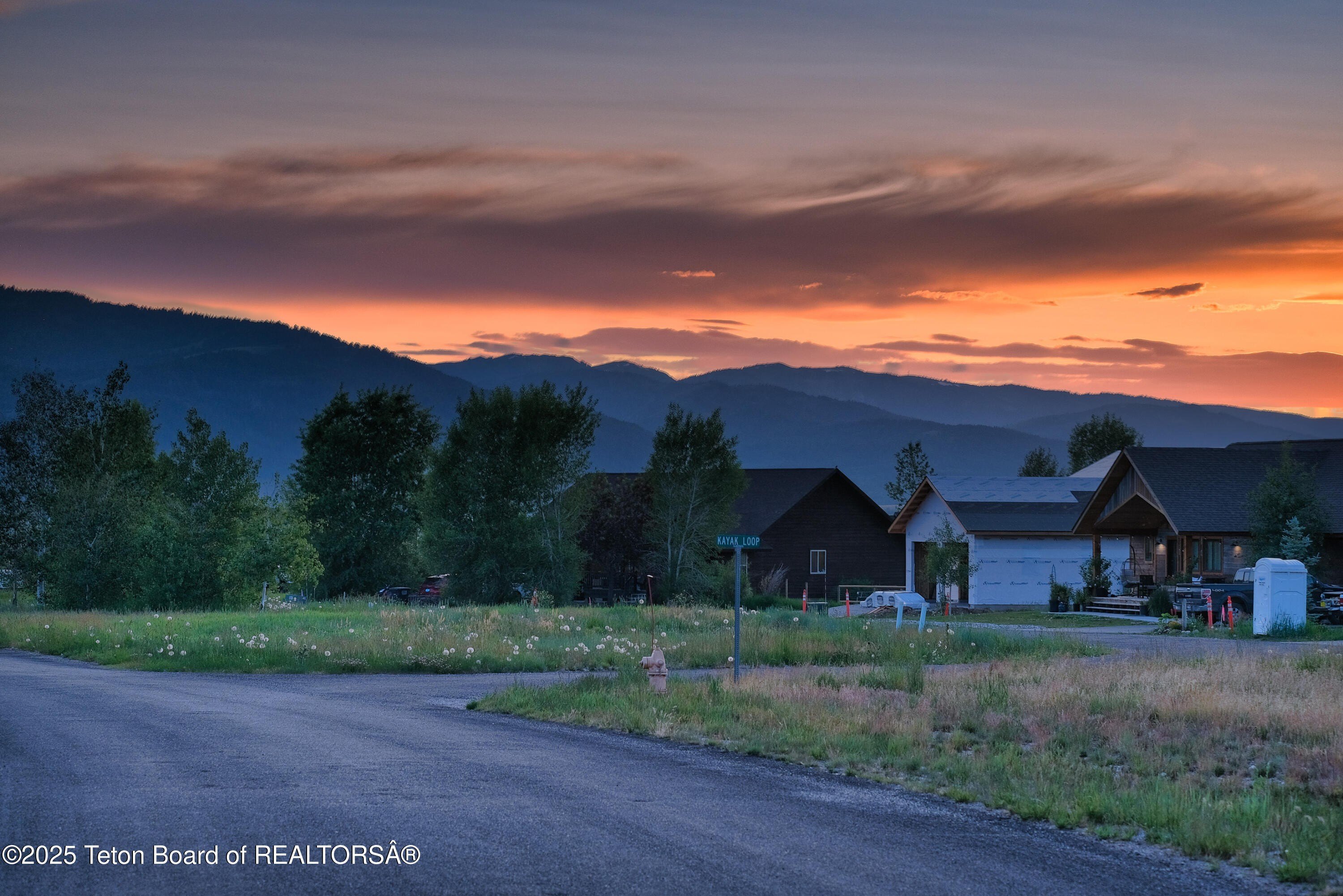 Victor, Idaho, 83455, United States, 3 Bedrooms Bedrooms, ,2 BathroomsBathrooms,Residential,For Sale,1982100