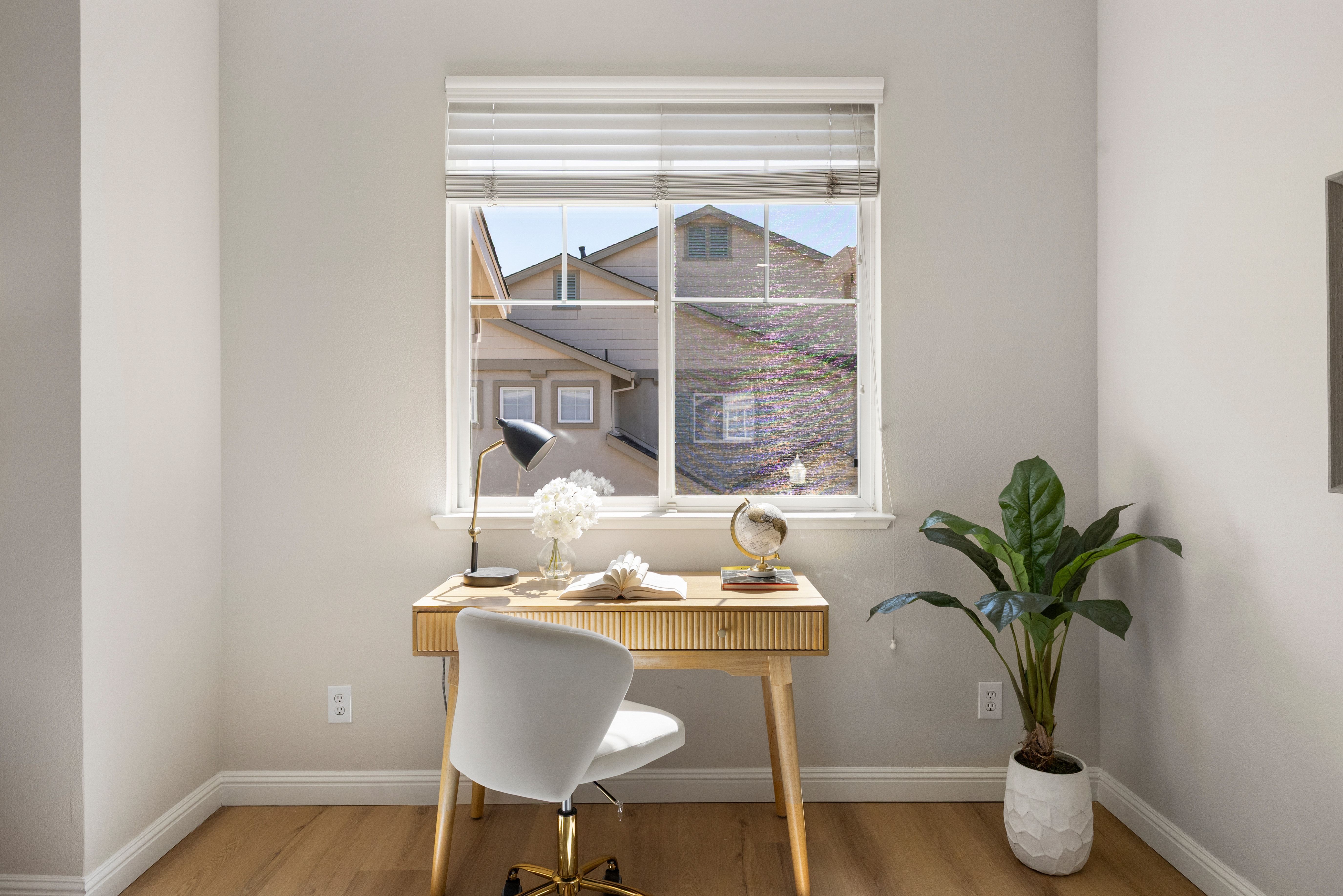  Move-In Ready San Ramon Townhome with Modern Updates - 物件實景