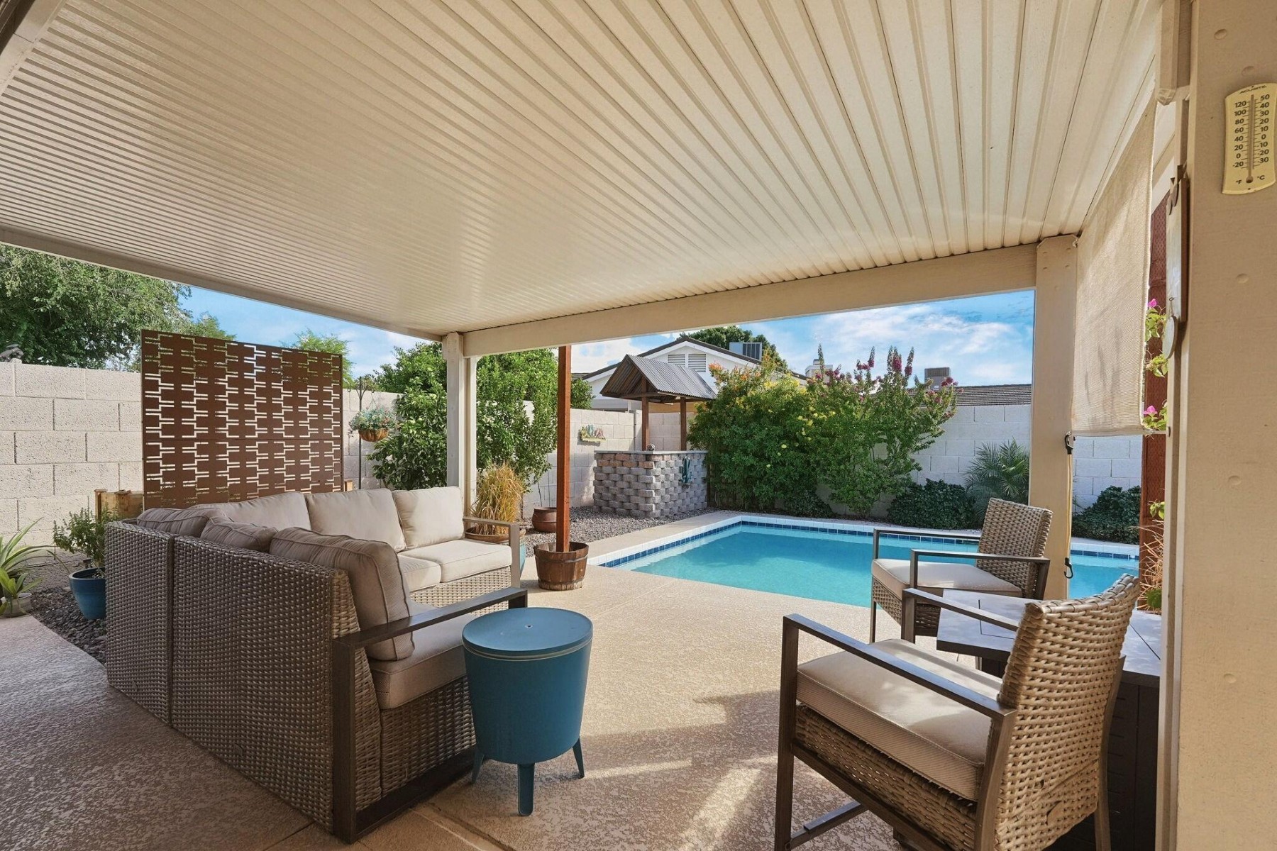  301 E Helena Drive  Phoenix, AZ - 物件實景