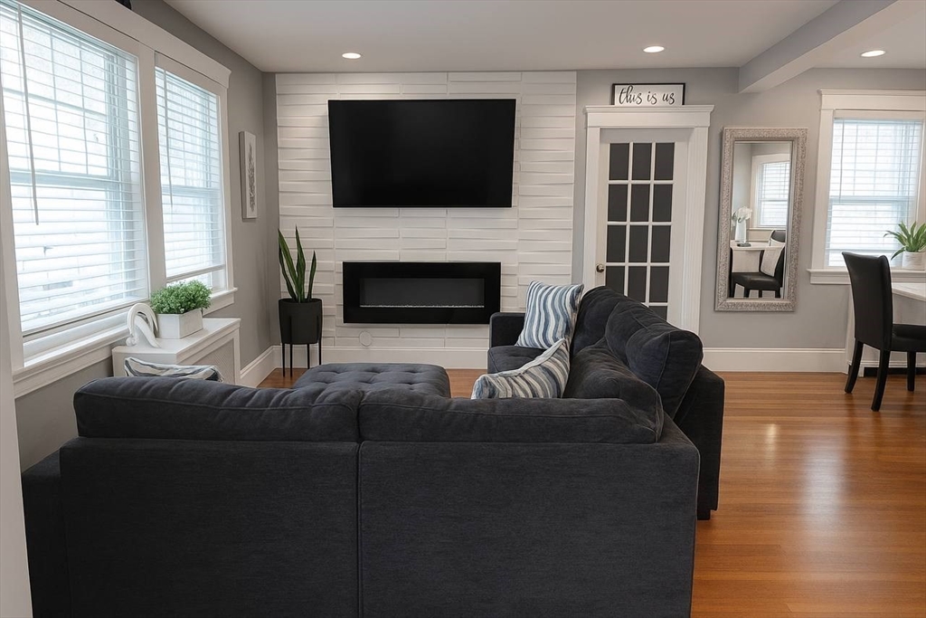 Revere, Massachusetts, 02151, United States, 5 Bedrooms Bedrooms, ,3 BathroomsBathrooms,Residential,For Sale,1931242
