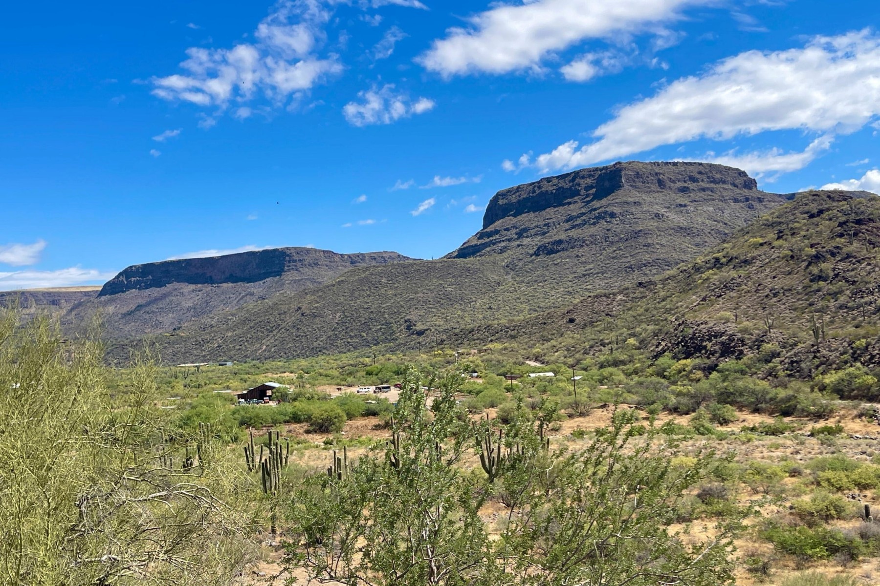  31900 S Tillys Trail¦Black Canyon City, AZ - 物件實景