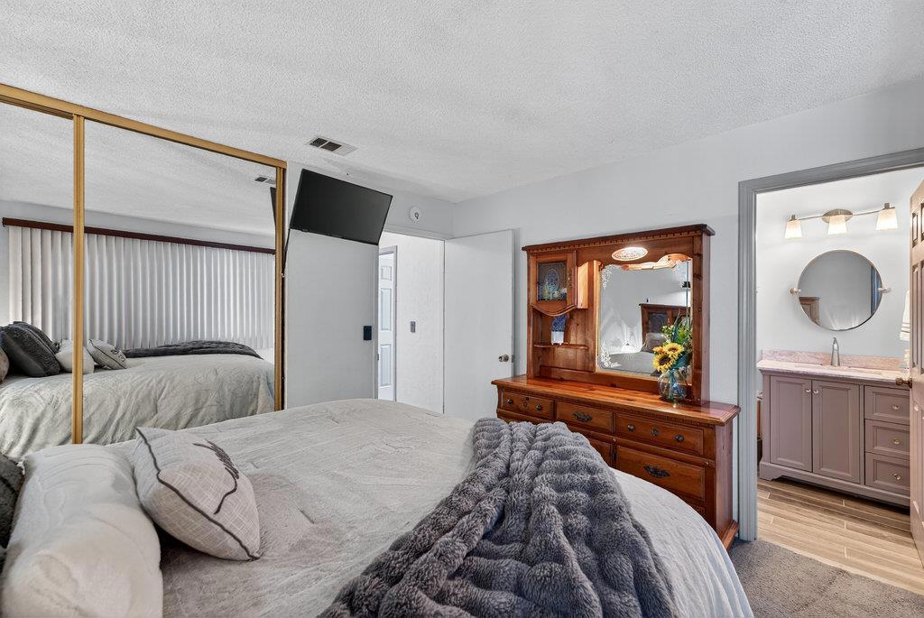 Salinas, California, 93906, United States, 3 Bedrooms Bedrooms, ,2 BathroomsBathrooms,Residential,For Sale,2008561