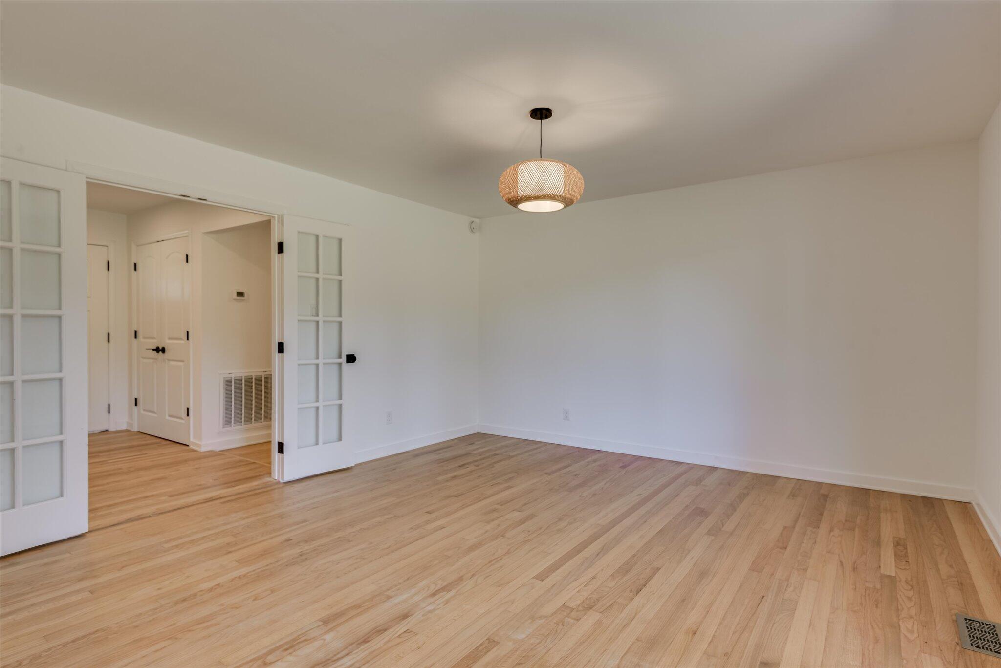 Aiken, South Carolina, 29801, United States, 4 Bedrooms Bedrooms, ,3 BathroomsBathrooms,Residential,For Sale,1992029