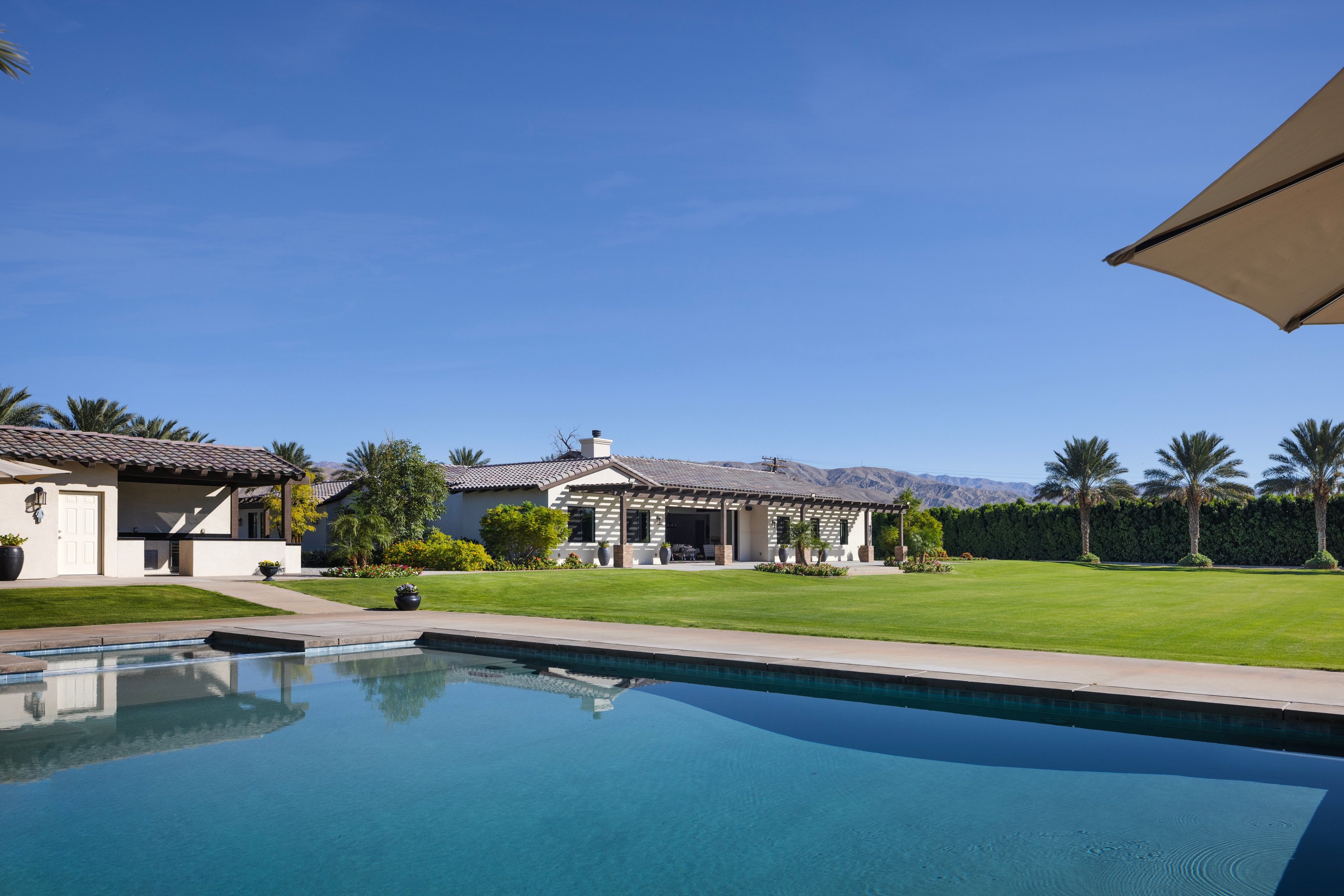  A Desert Retreat Designed to Earn and Entertain - 物件實景