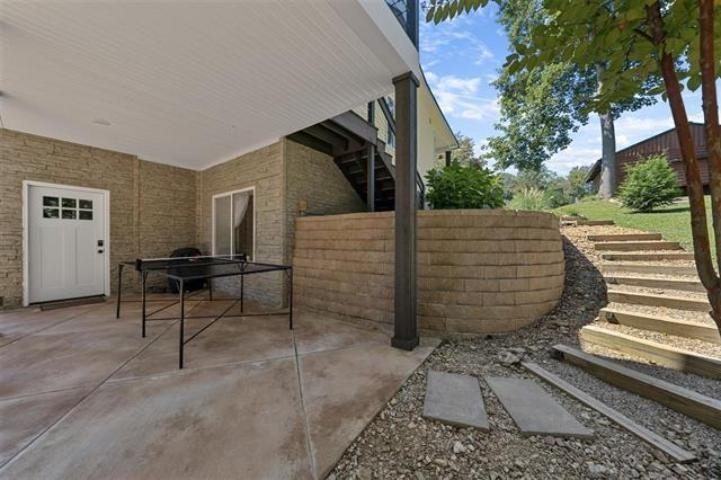 Fountain Run, Kentucky, 42133, United States, 4 Bedrooms Bedrooms, ,3 BathroomsBathrooms,Residential,For Sale,1827349