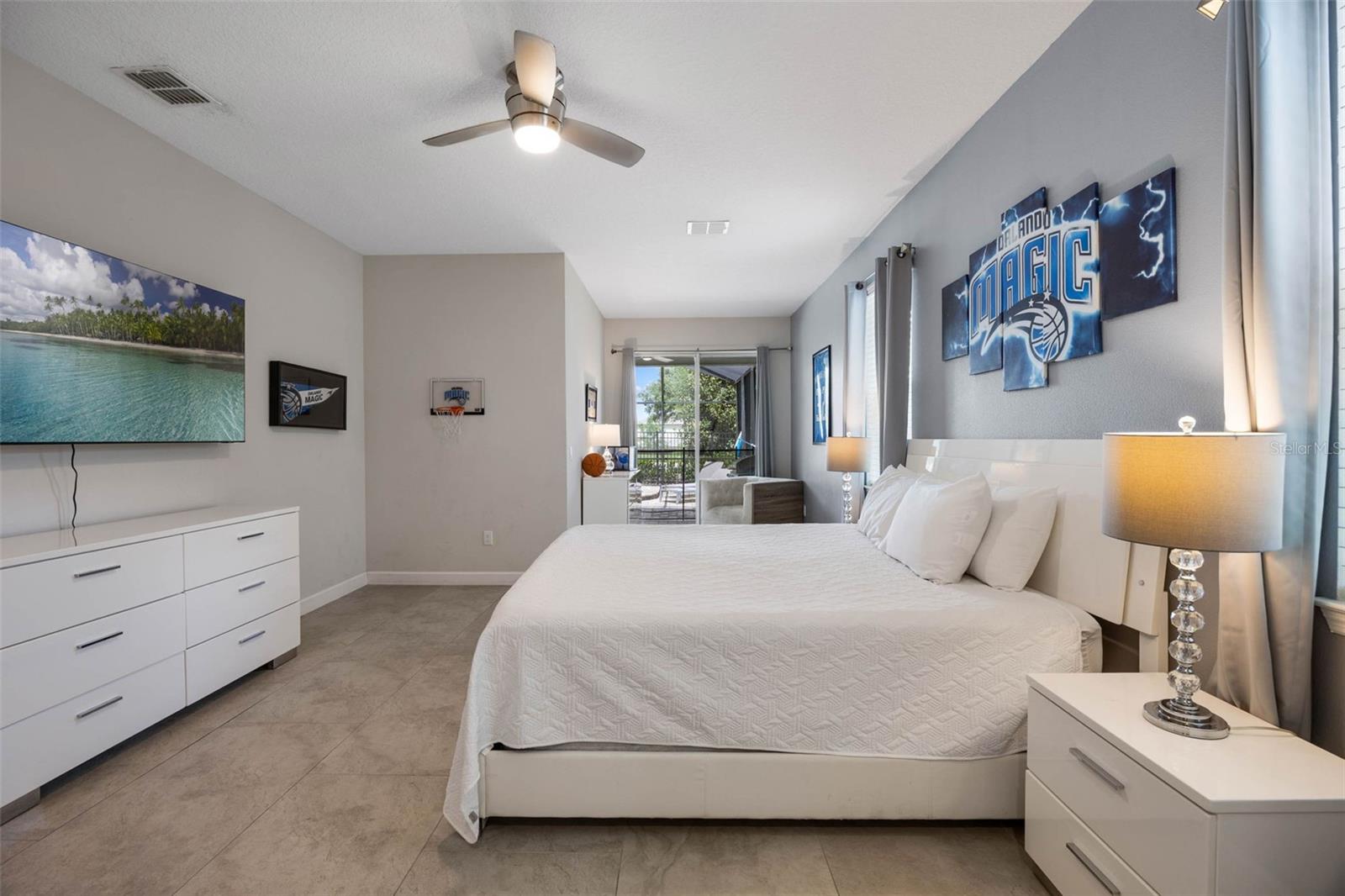 KISSIMMEE, Florida, 34747, United States, 7 Bedrooms Bedrooms, ,6 BathroomsBathrooms,Residential,For Sale,1938279