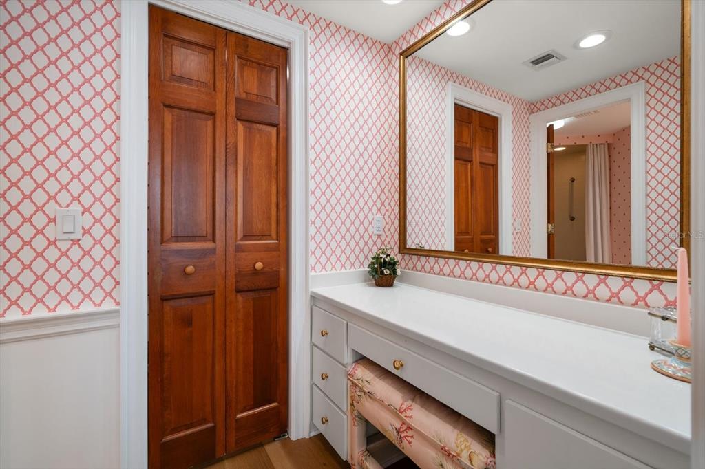 Belleair, Florida, 33756, United States, 3 Bedrooms Bedrooms, ,2 BathroomsBathrooms,Residential,For Sale,1793100