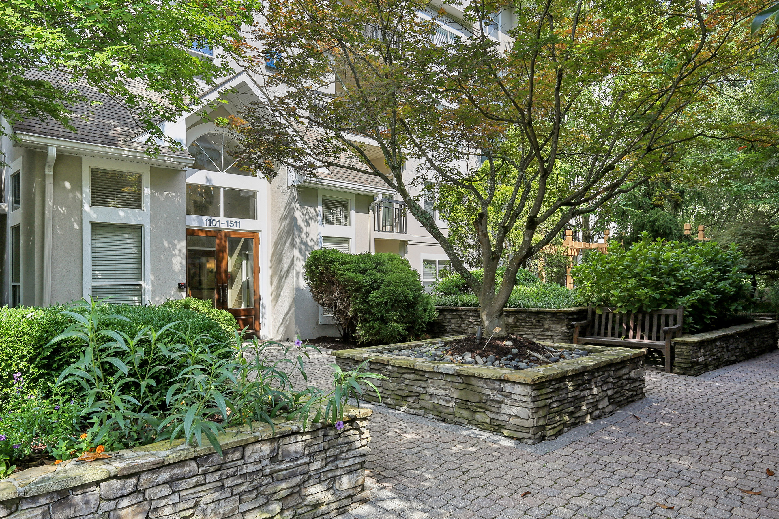  Bright and Inviting Condo in Sought-after River West Community - 物件實景