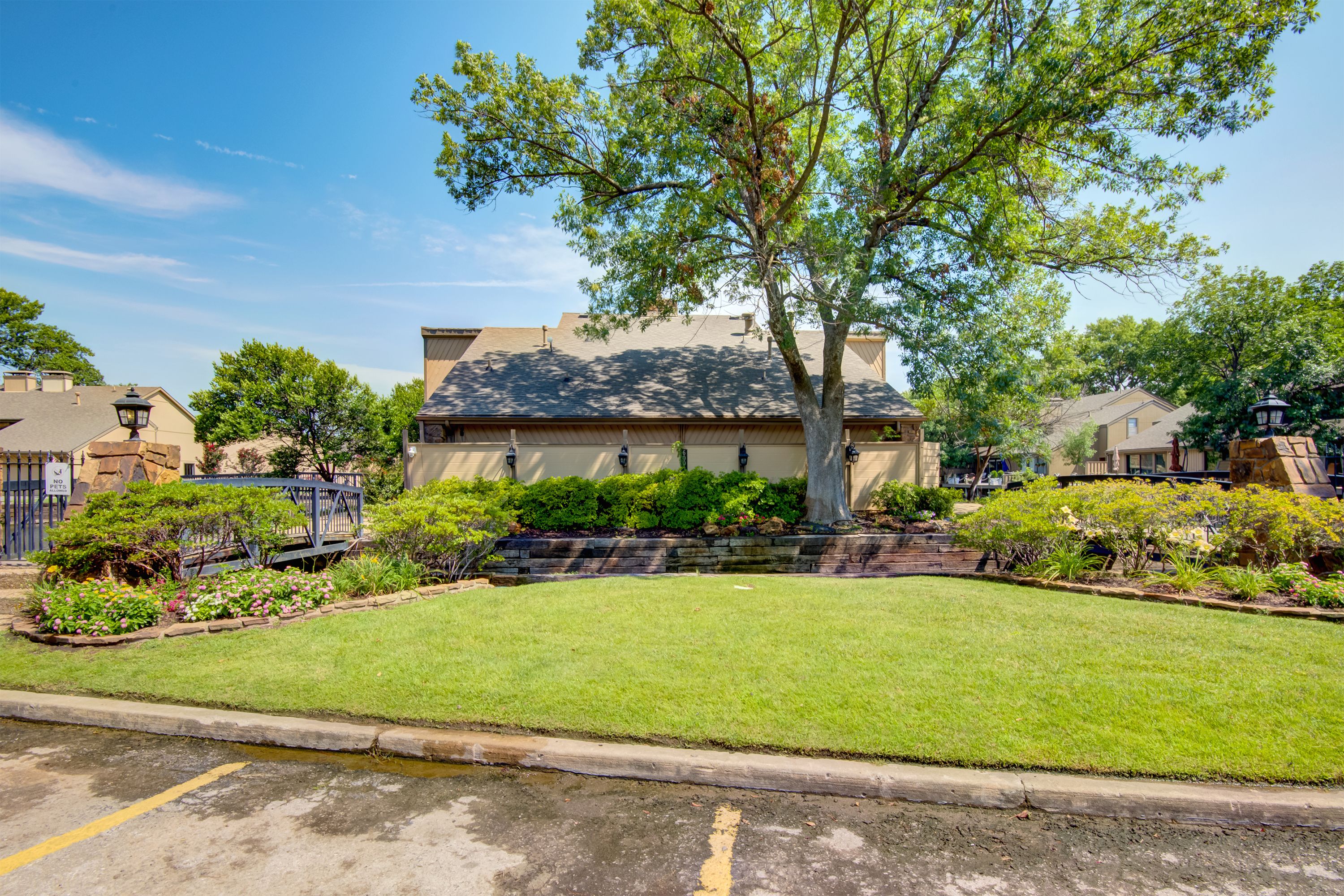  5804 South Atlanta Avenue #2, Tulsa, OK 74105 - 物件實景