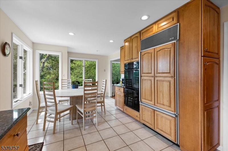 Chester Twp., New Jersey, 07836, United States, 4 Bedrooms Bedrooms, ,4 BathroomsBathrooms,Residential,For Sale,1917554