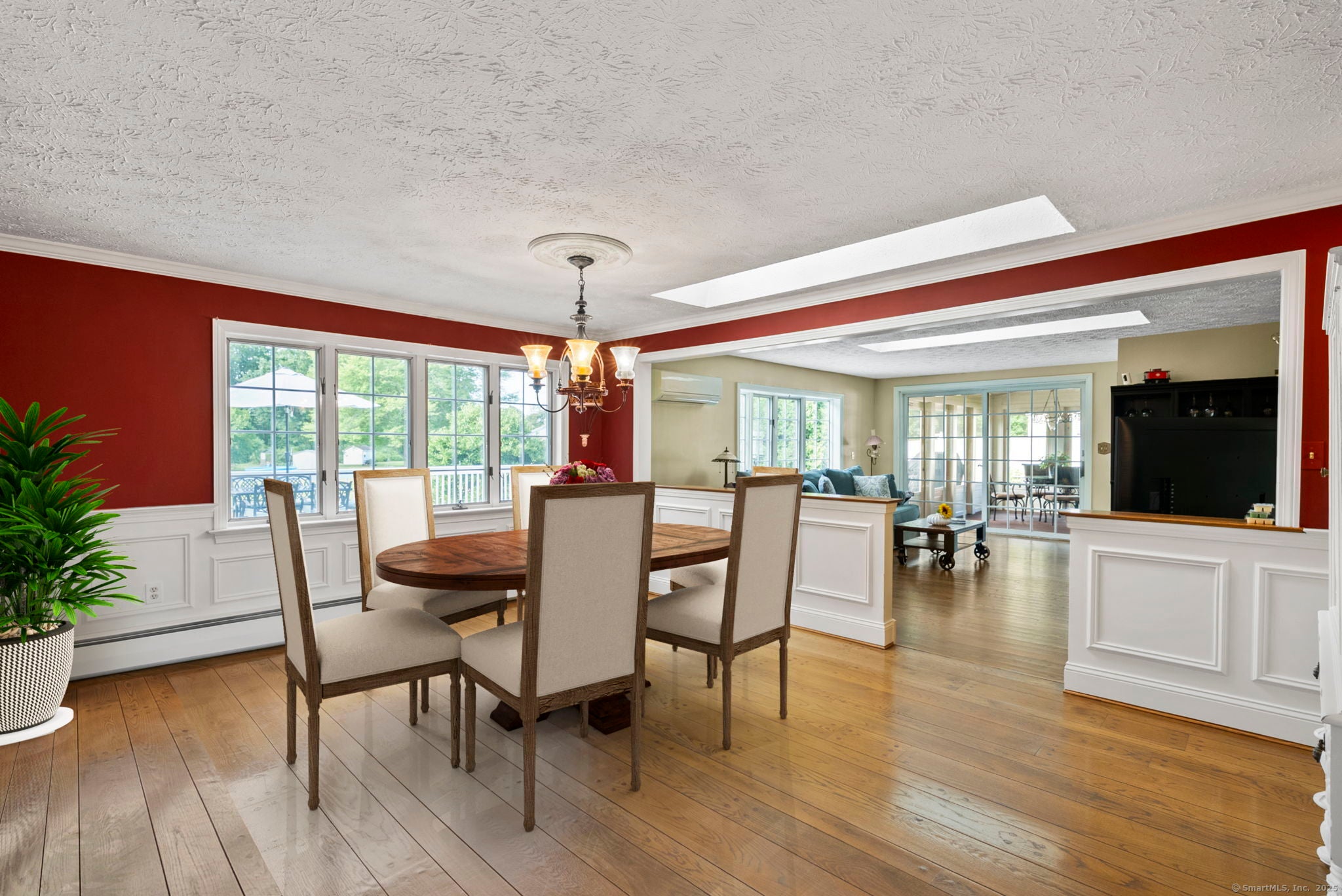Rocky Hill, Connecticut, 06067, United States, 3 Bedrooms Bedrooms, ,3 BathroomsBathrooms,Residential,For Sale,1944890