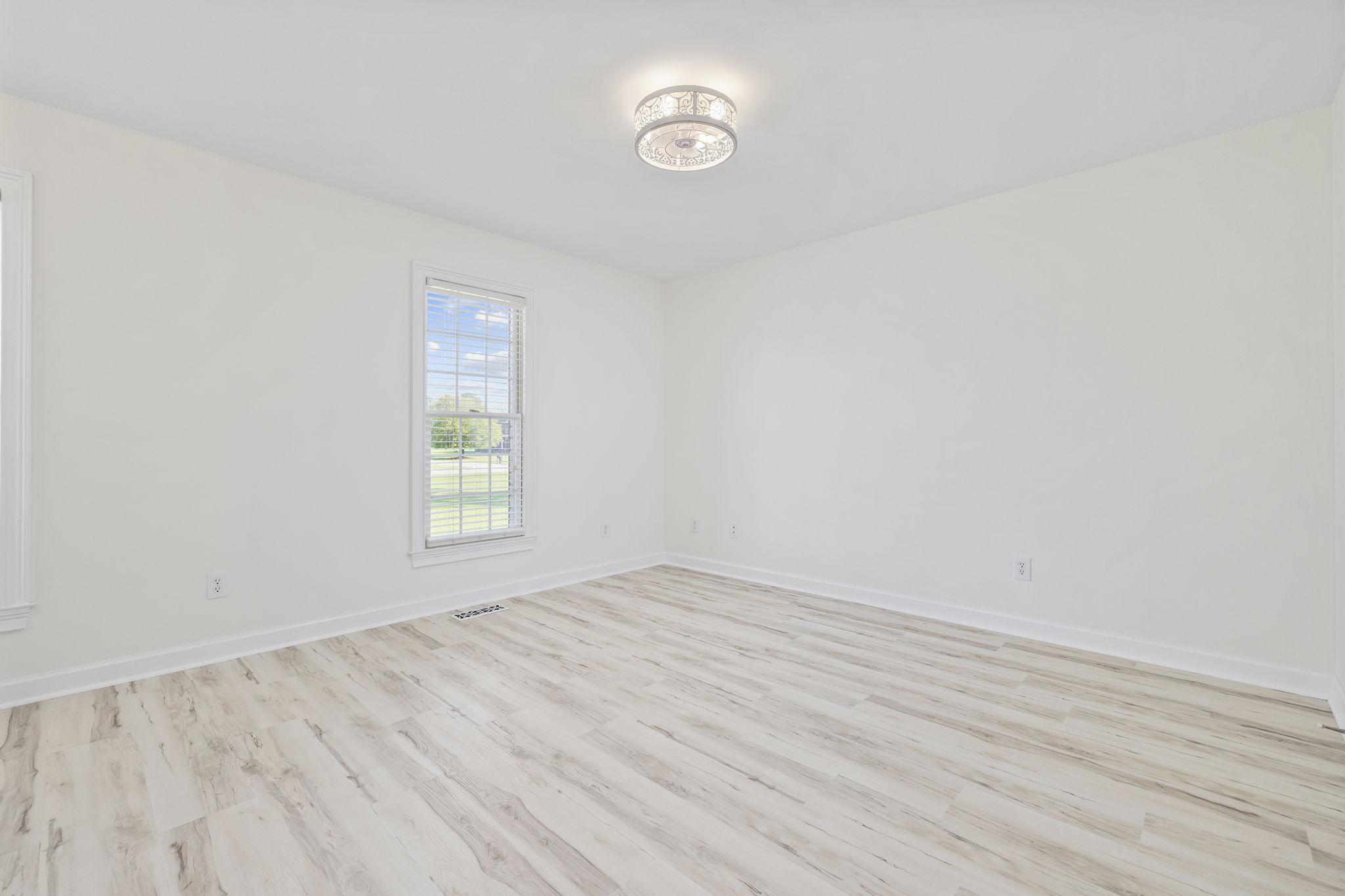 Conway, South Carolina, 29526, United States, 3 Bedrooms Bedrooms, ,2 BathroomsBathrooms,Residential,For Sale,1923656