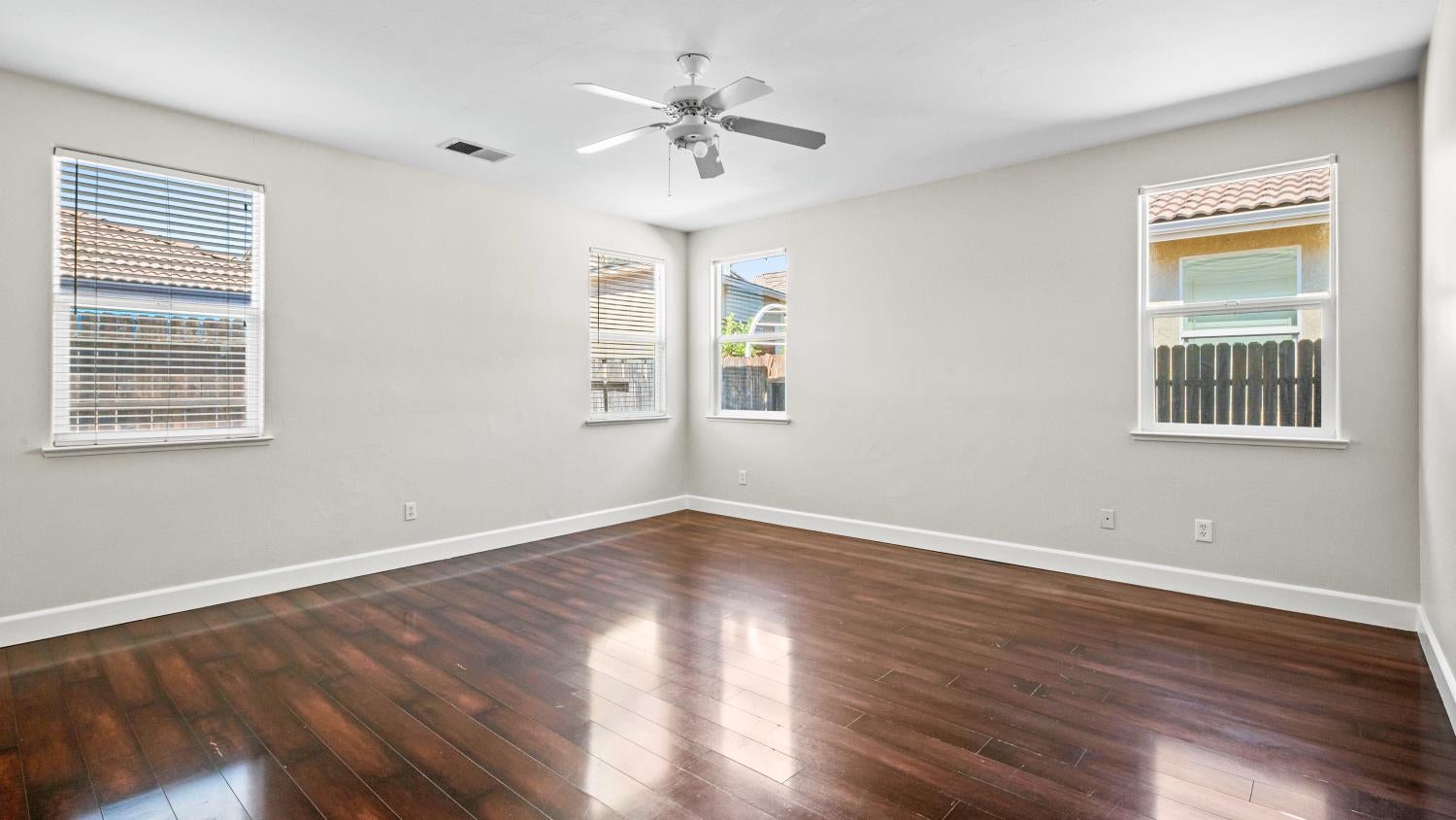 Sacramento, California, 95835, United States, 3 Bedrooms Bedrooms, ,3 BathroomsBathrooms,Residential,For Sale,1970680