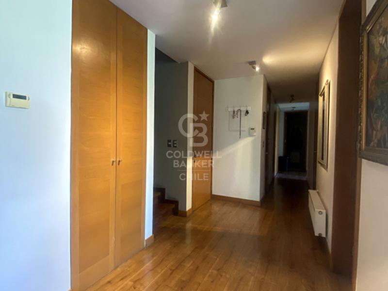 Lo Barnechea, Chile, 4 Bedrooms Bedrooms, ,3 BathroomsBathrooms,Residential,For Sale,1963755