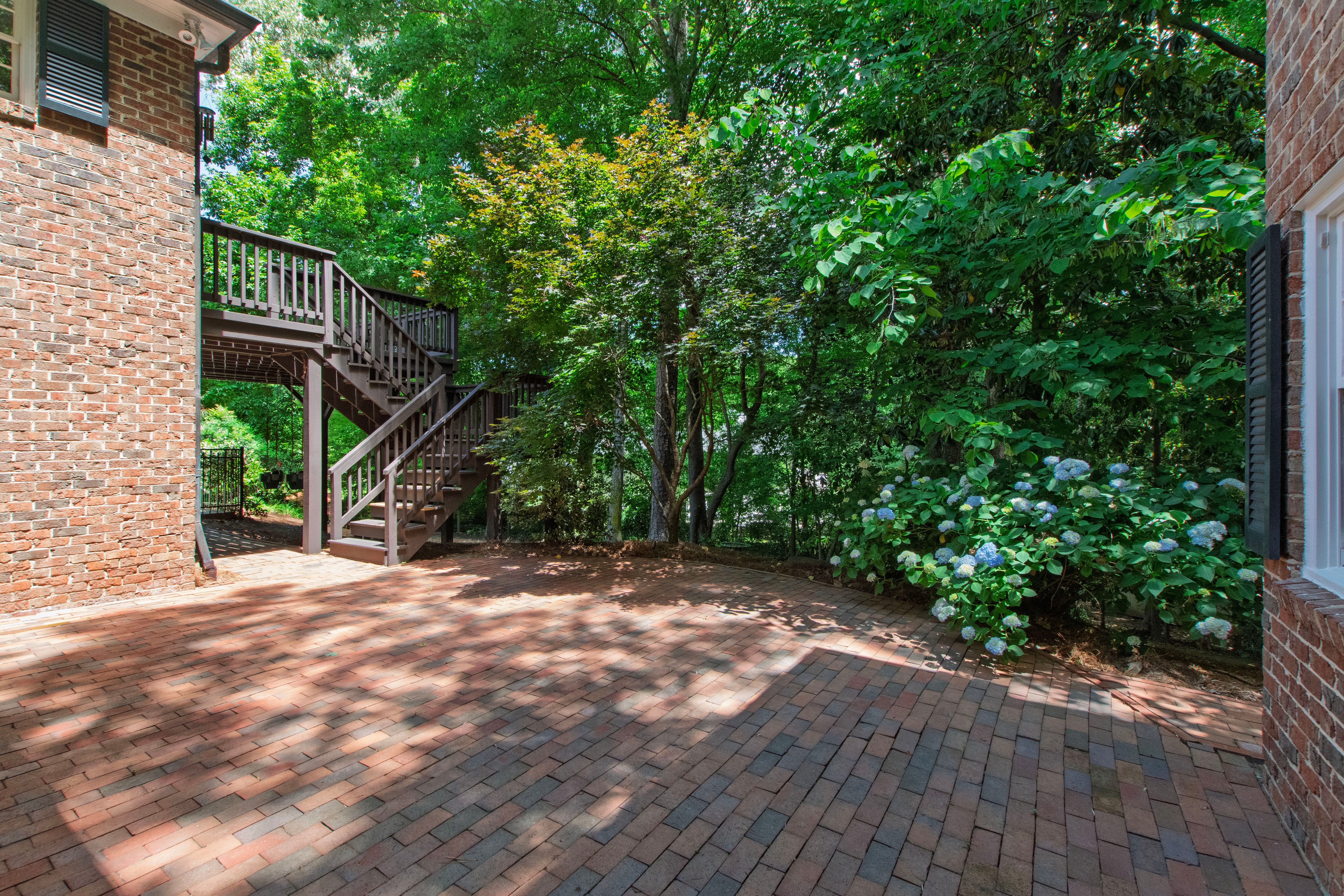  3620 Alamance Drive, Raleigh, NC 27609 - 物件實景