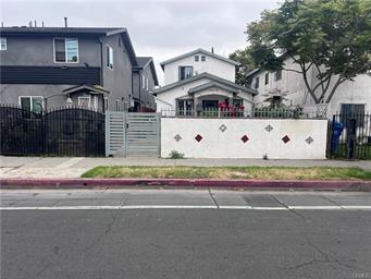 Los Angeles, California, 90061, United States, 4 Bedrooms Bedrooms, ,3 BathroomsBathrooms,Residential,For Sale,1944848