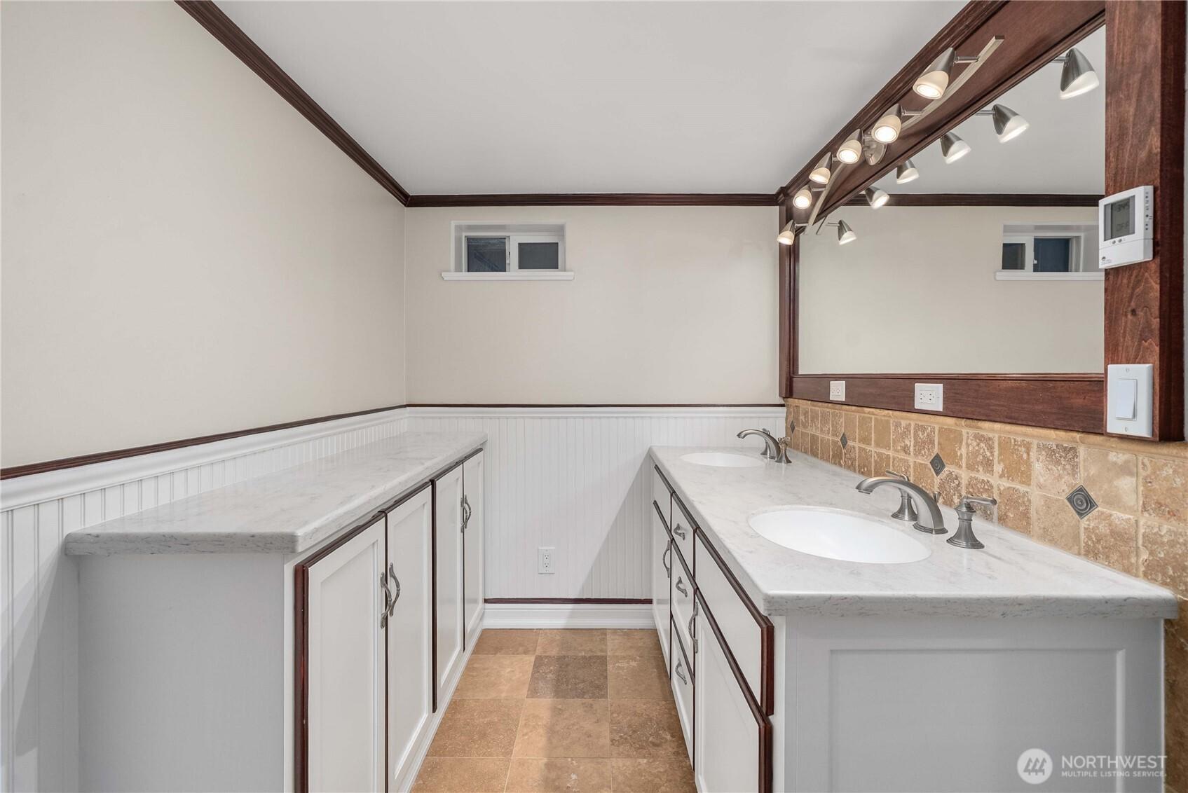 EDGEWOOD, Washington, 98372, United States, 3 Bedrooms Bedrooms, ,3 BathroomsBathrooms,Residential,For Sale,1950997