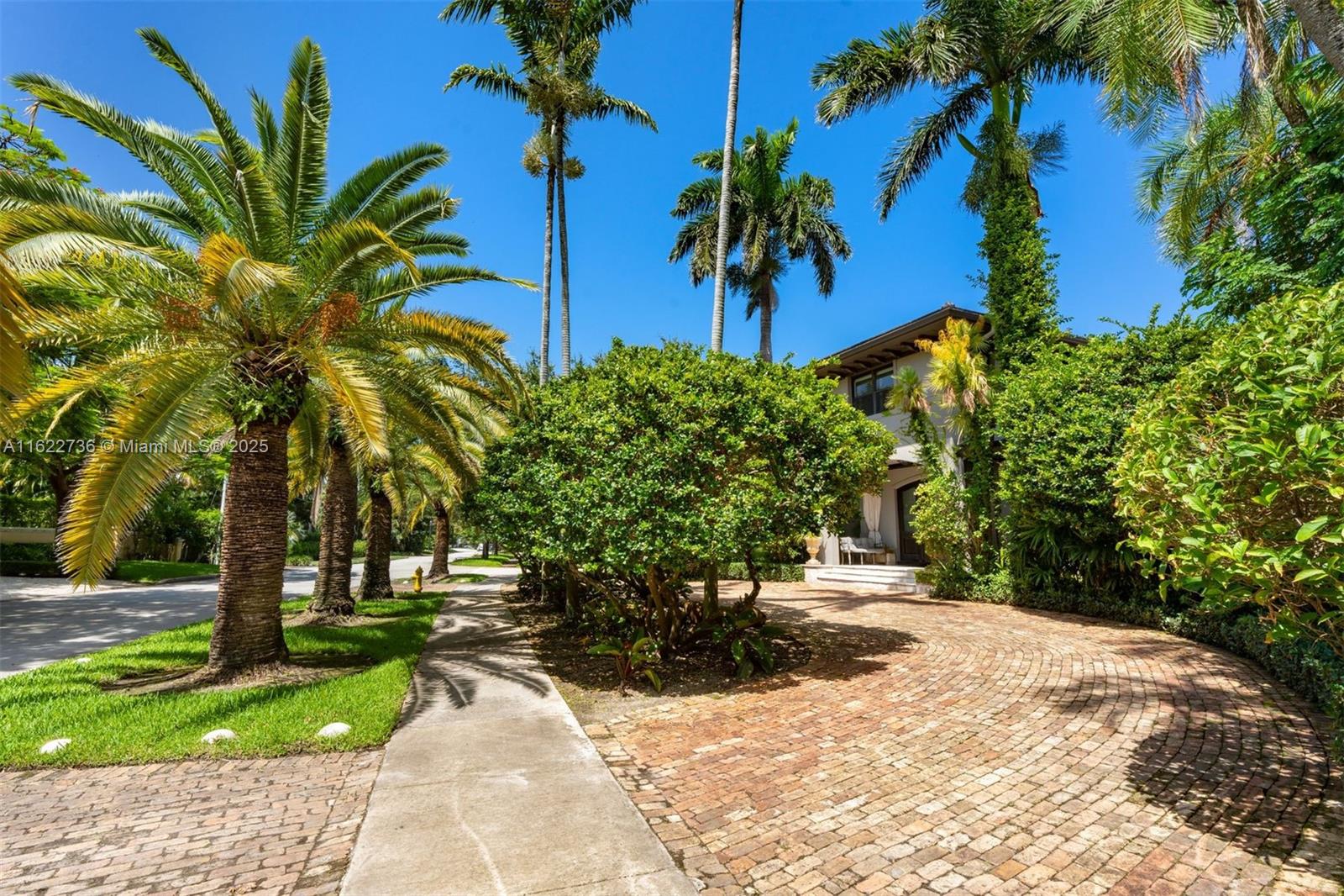 5077 N Bay Rd, Miami Beach, Florida, 33140, United States, 7 Bedrooms Bedrooms, ,7 BathroomsBathrooms,Residential,For Sale,5077 N Bay Rd,1566194