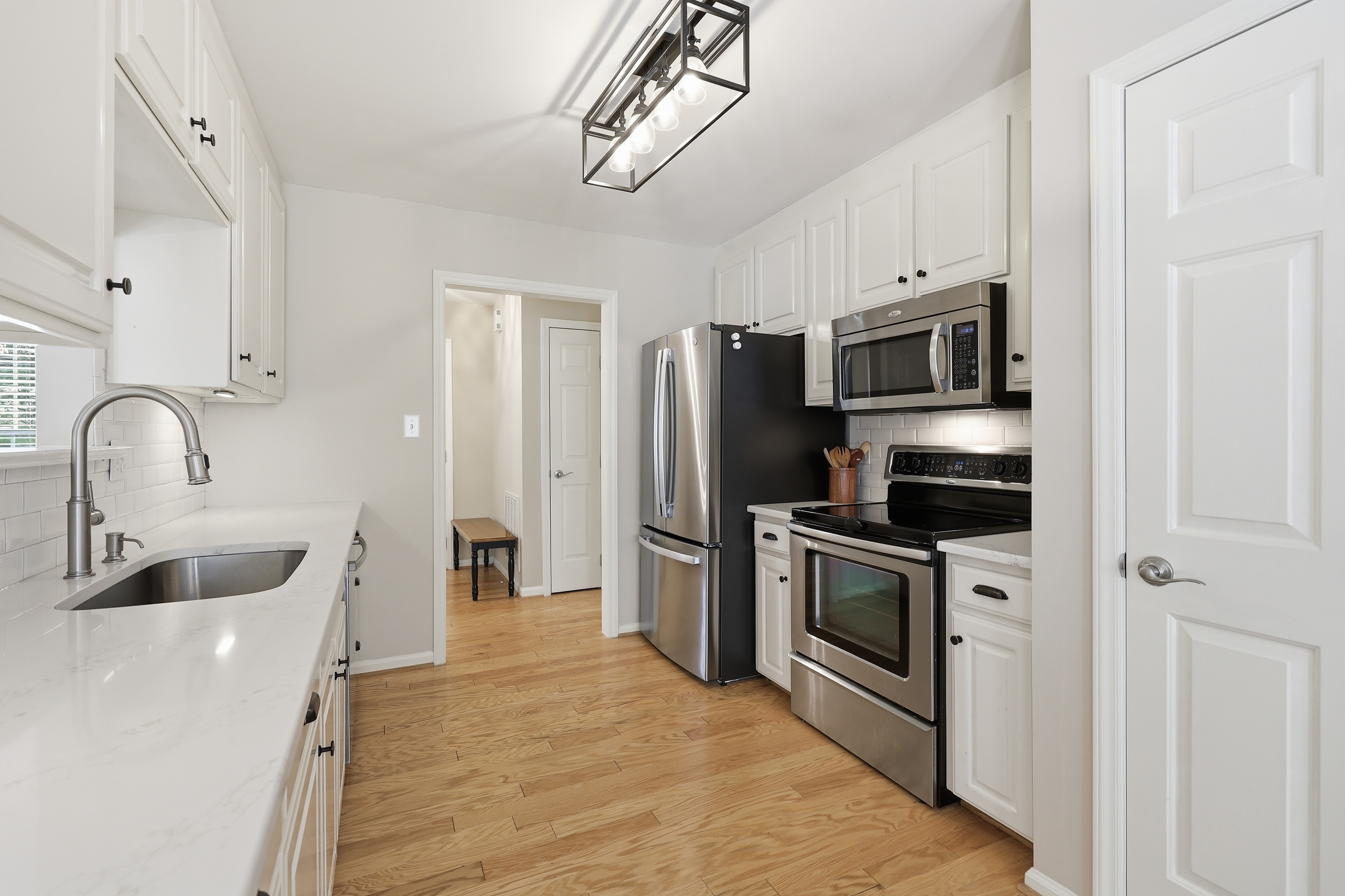  5904 Westborough Drive, Raleigh, NC 27612 - 物件實景