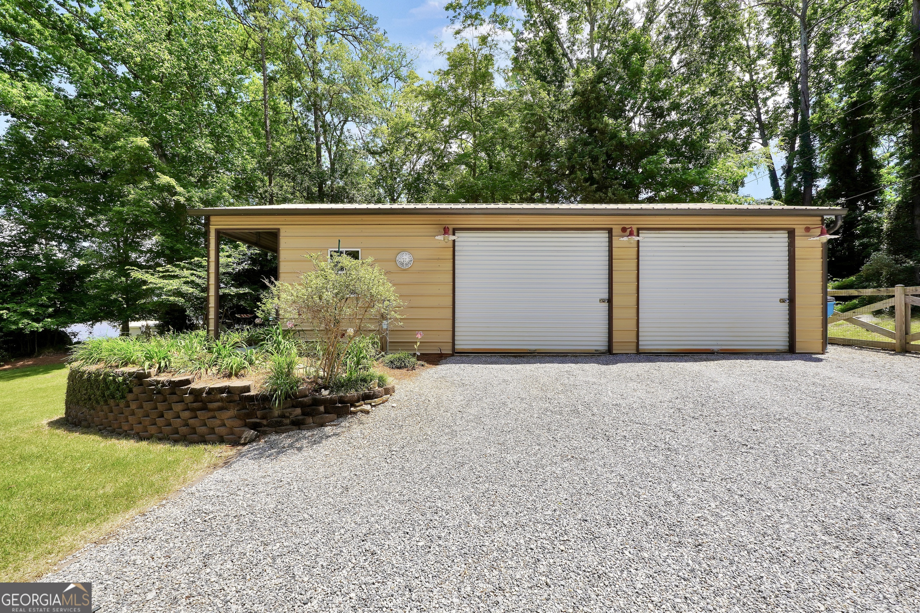Jackson, Georgia, 30233, United States, 4 Bedrooms Bedrooms, ,2 BathroomsBathrooms,Residential,For Sale,1942130