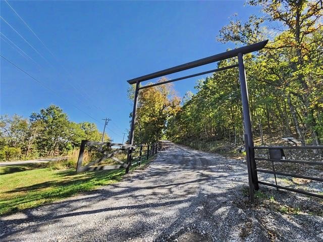 Tahlequah, Oklahoma, 74464, United States, 4 Bedrooms Bedrooms, ,4 BathroomsBathrooms,Residential,For Sale,2040103