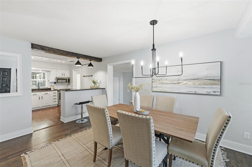 Winter Park, Florida, 32789, United States, 3 Bedrooms Bedrooms, ,2 BathroomsBathrooms,Residential,For Sale,1987526